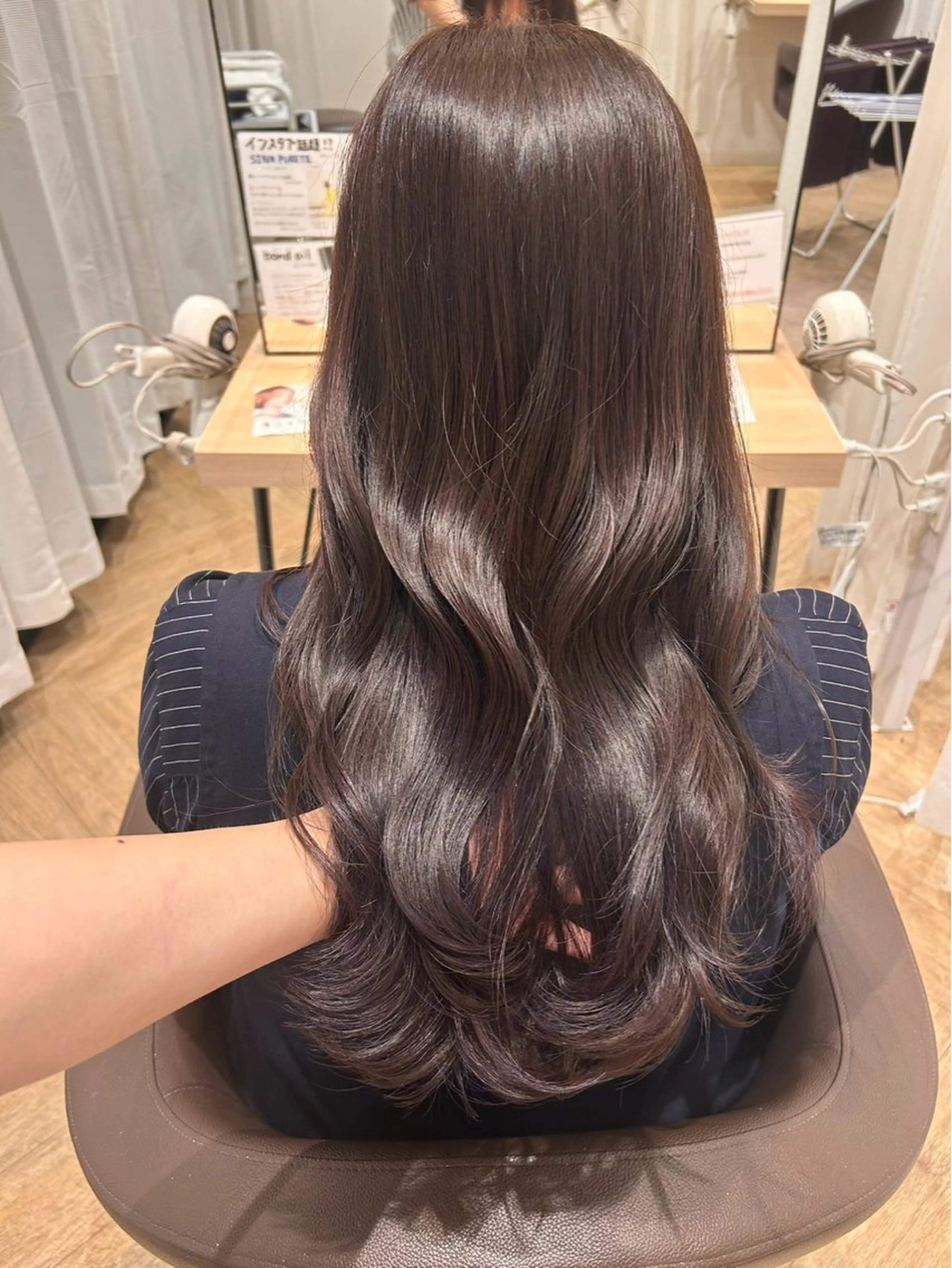 ロング カラー グレージュ ラベンダーカラー ラベンダーグレージュ ラベンダーグレー カット ヘアカラー トリートメント 🩵近藤 莉子🩵のヘアスタイル