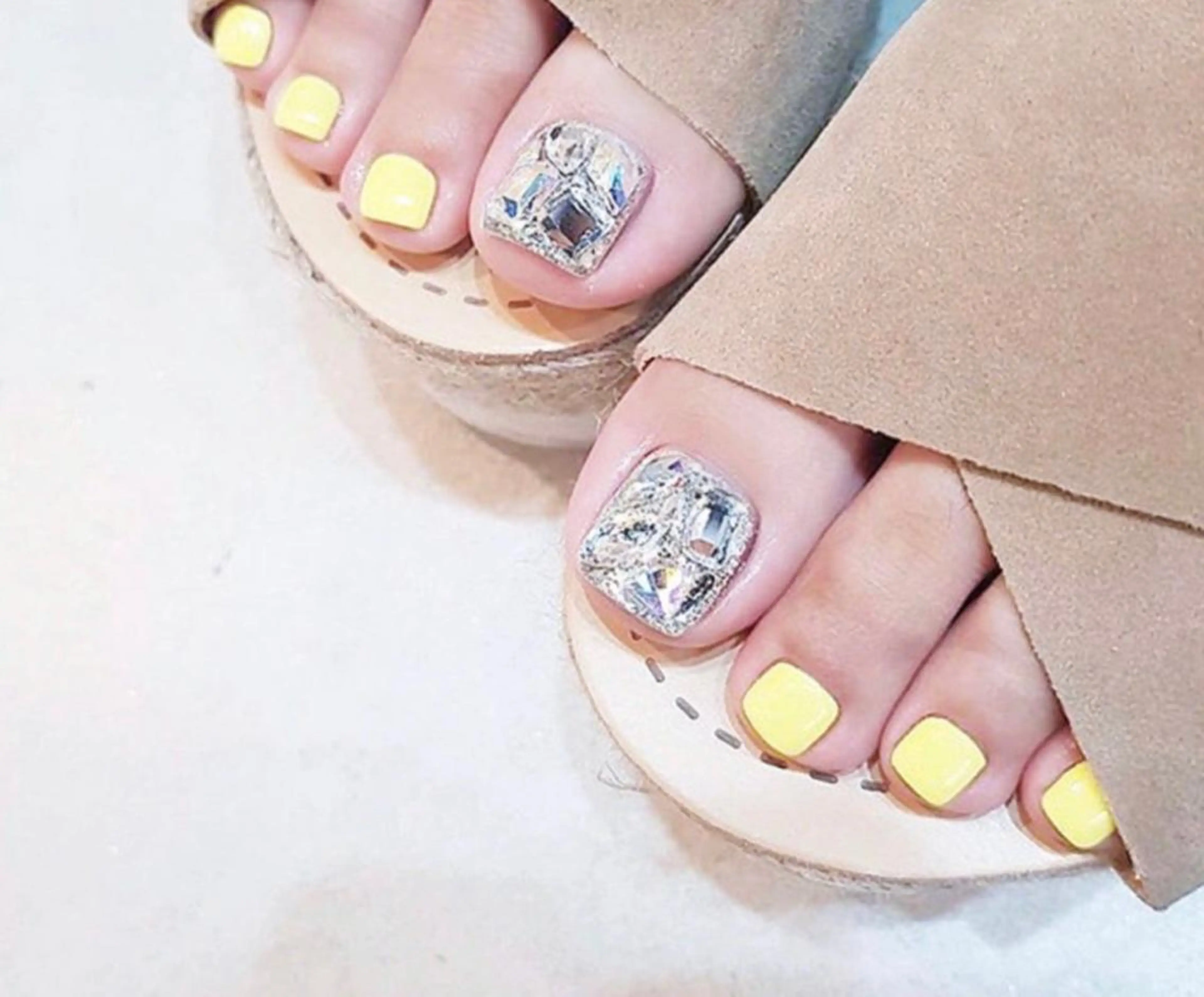 ネイル フットネイル 長さだし専門店 M2　rikaのネイルデザイン