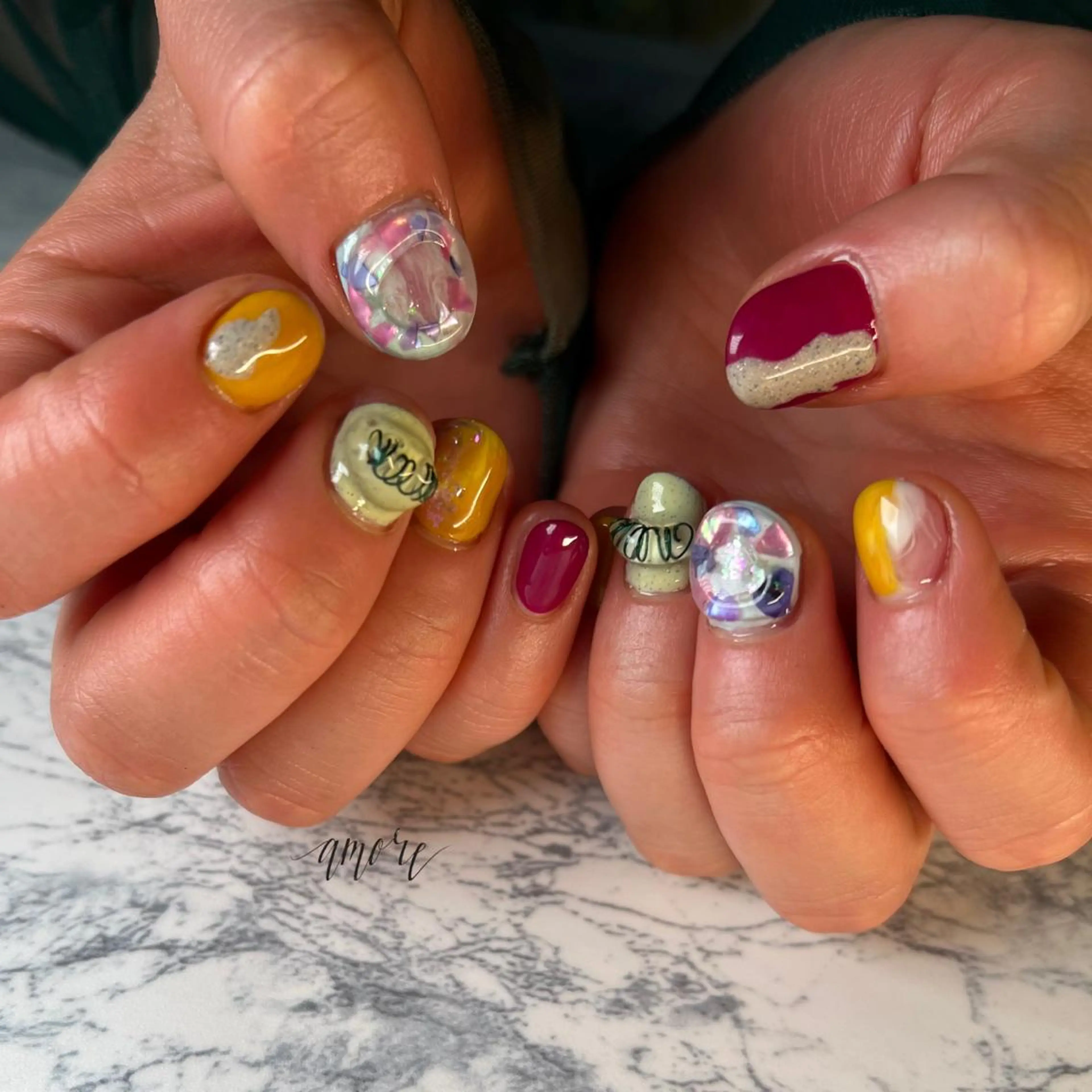 ネイル ジェルネイル 氷ネイル・うるうるネイル マグネットネイル ミラーネイル ニュアンスネイル You kyehwaのネイルデザイン