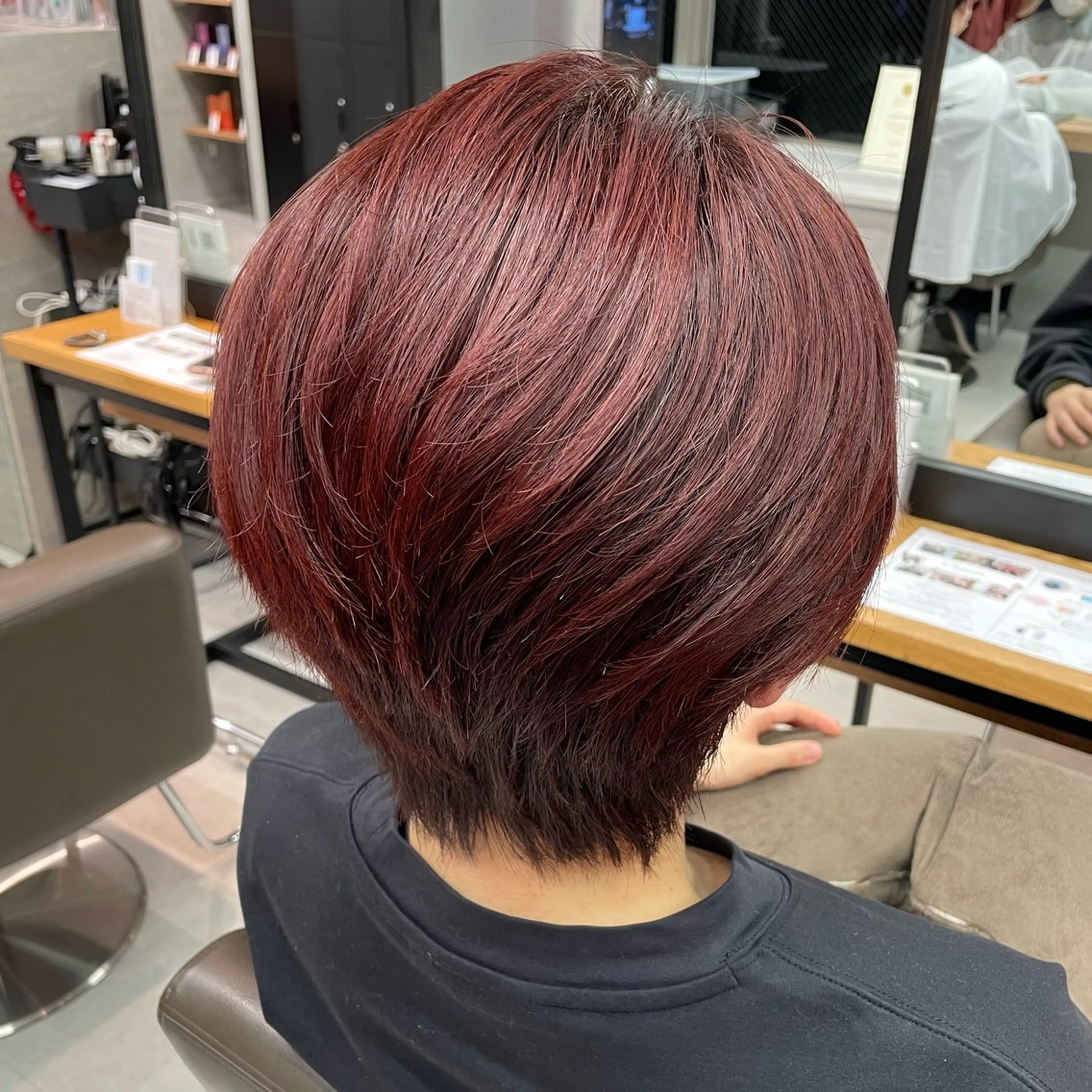 ショート カラー カット ヘアカラー トリートメント ヘッドスパ ヘアセット 暖色レイヤー 🥀REIRIのヘアスタイル