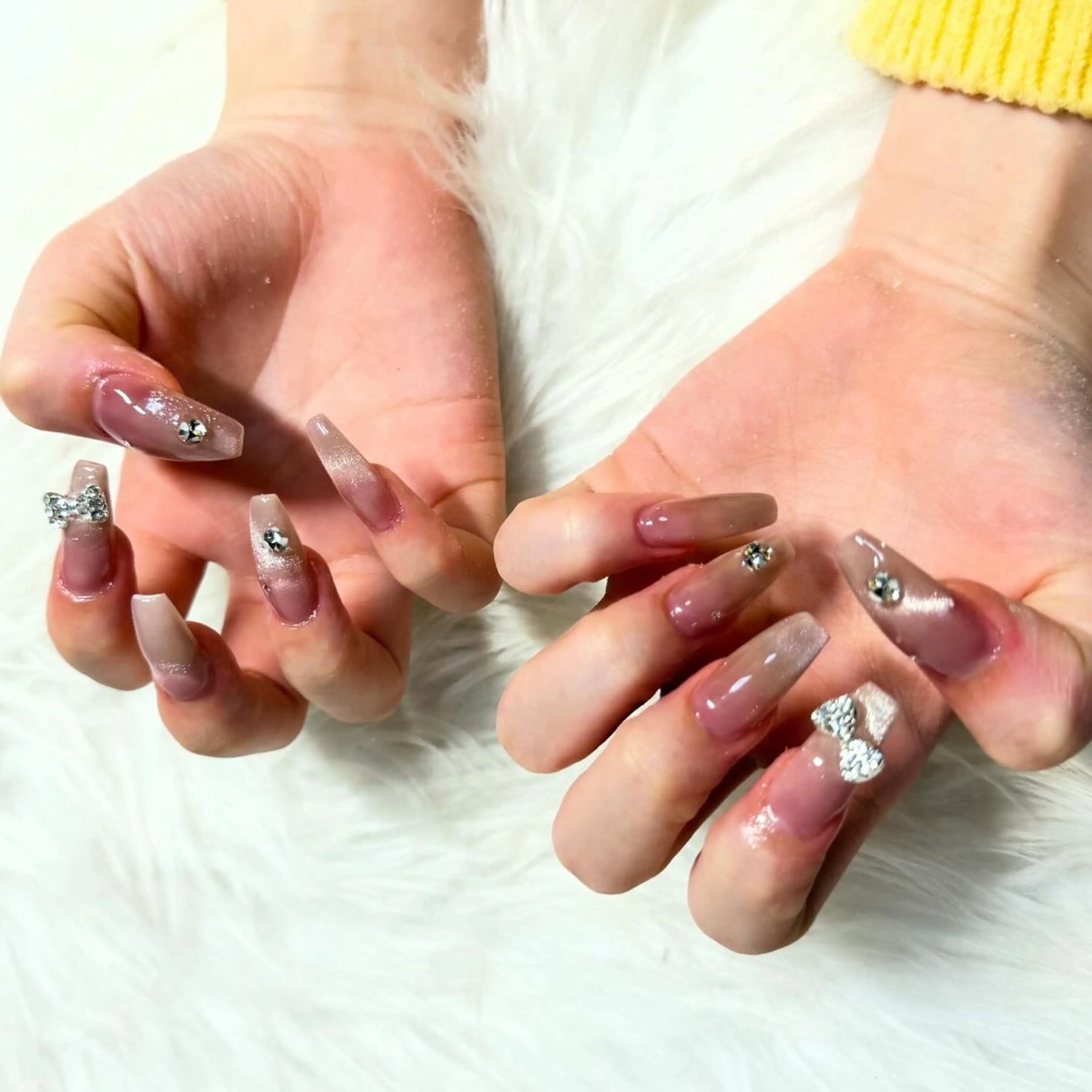 ロング ハンドネイル mao .のネイルデザイン