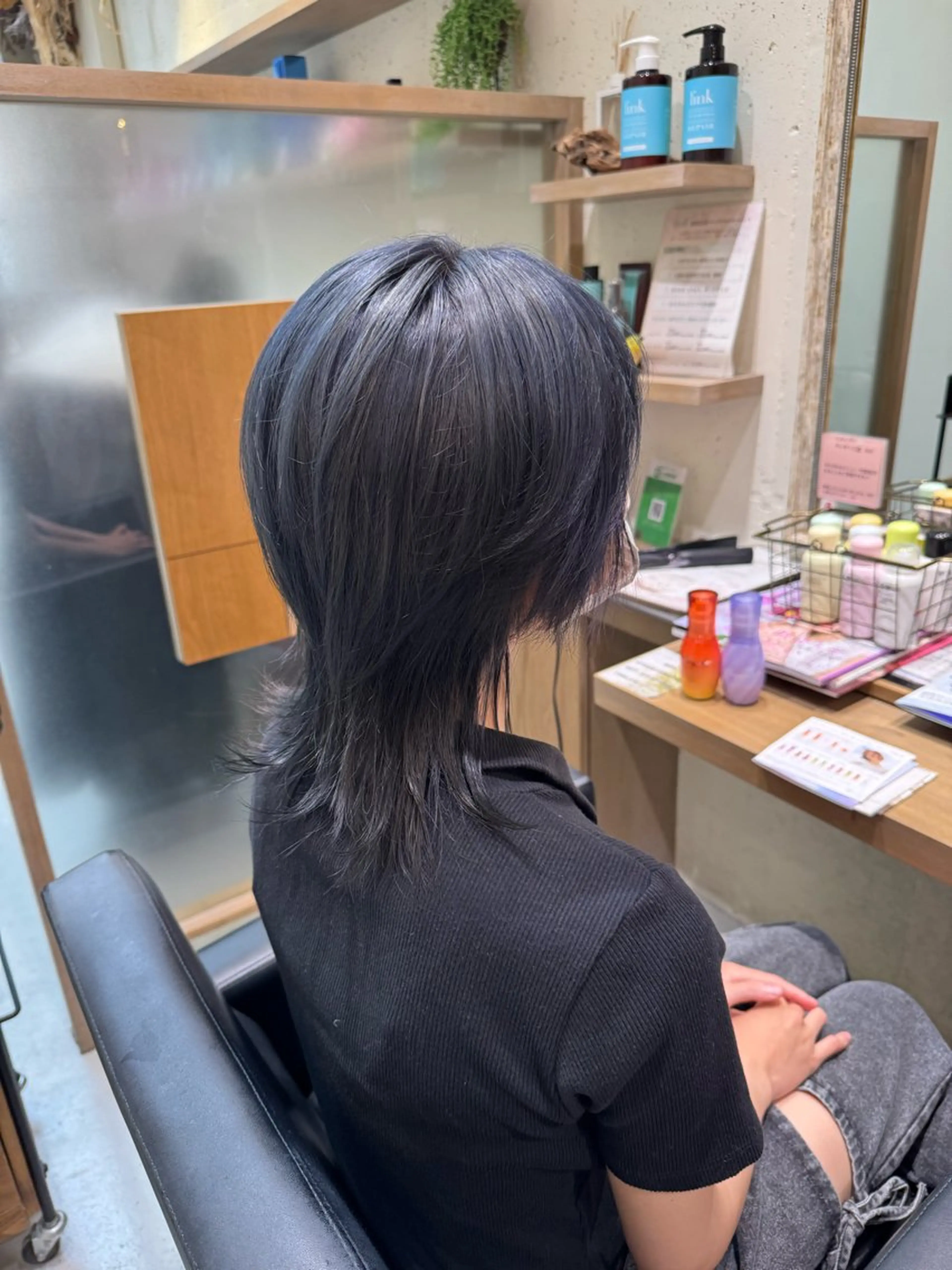 ミディアム カラー カット ヘアカラー トリートメント 透明感カラー/顔周り カット/レイヤーにかのヘアスタイル