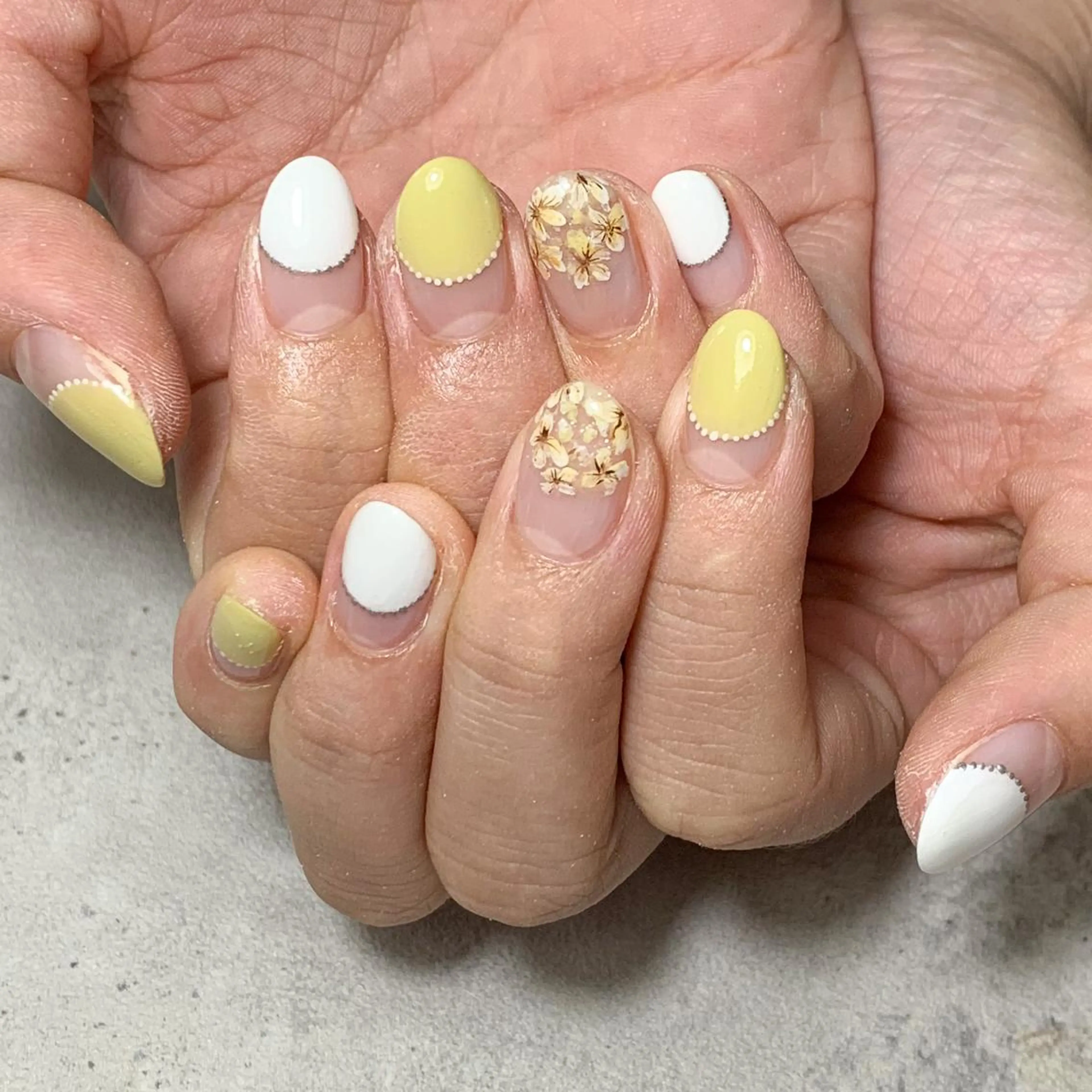 ネイル atelier　FIORITURA所属・FIORITURA aiのネイルデザイン