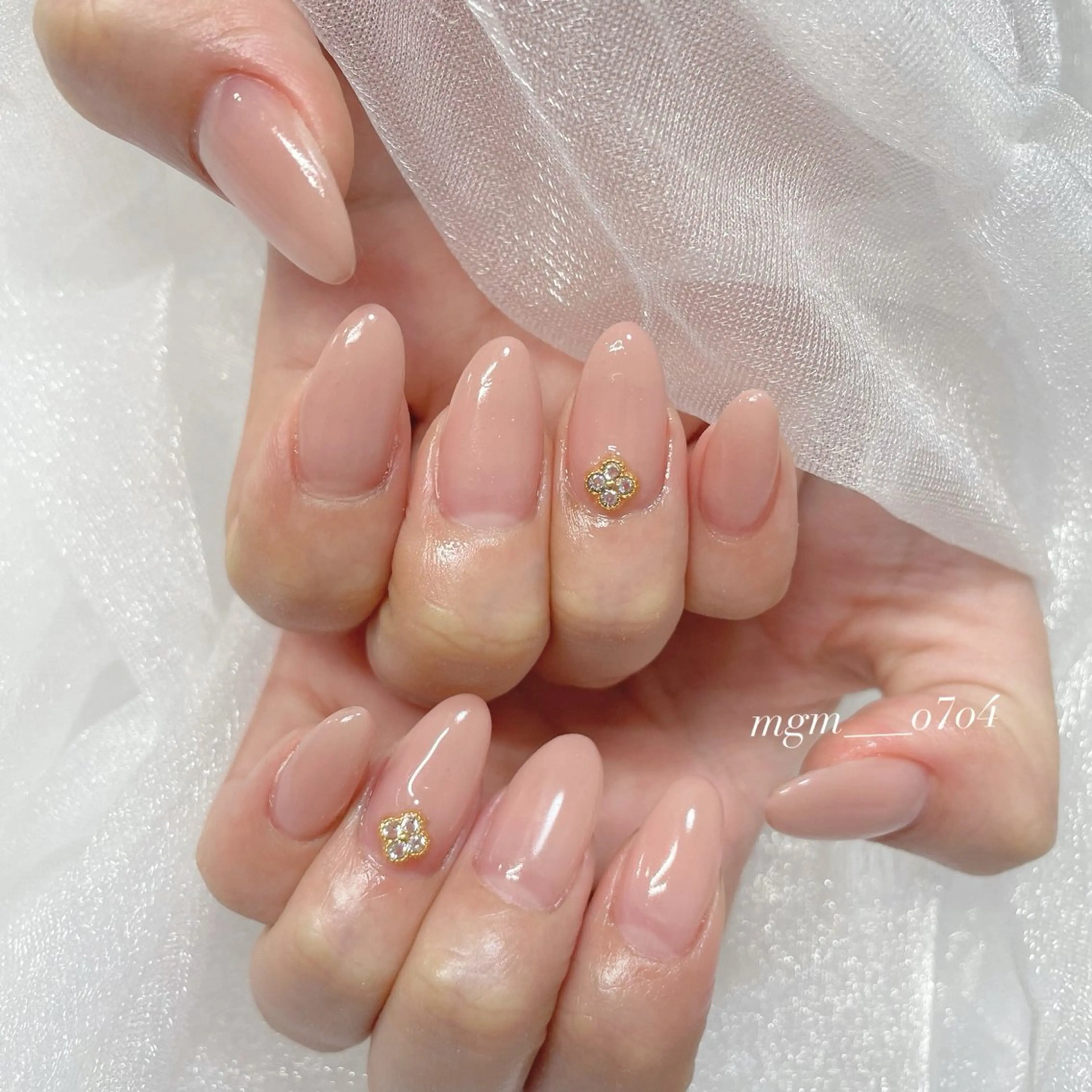 ネイル ハンドネイル ハンドケア MoON...❤︎ MeGuのネイルデザイン