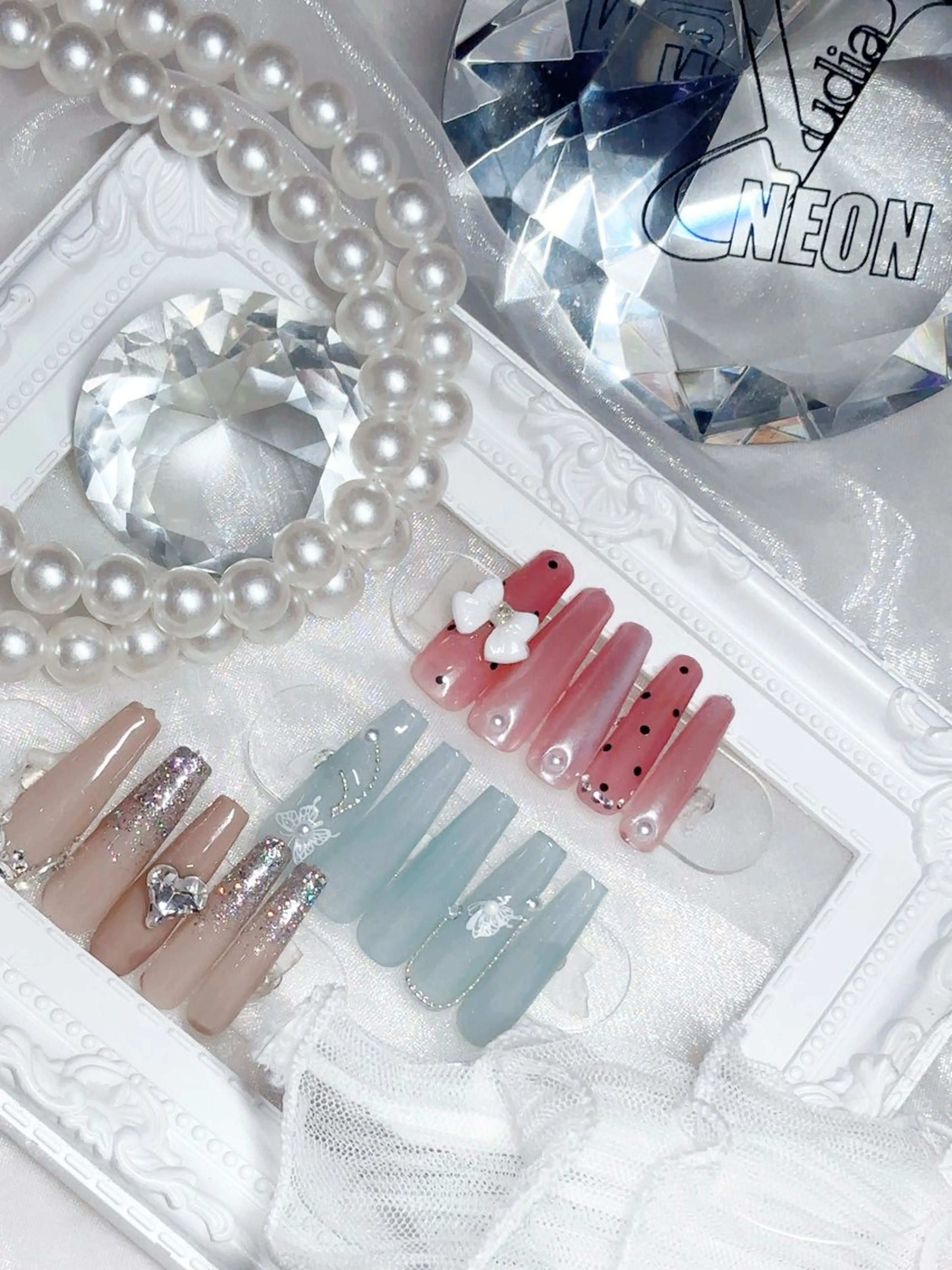 ネイル オーロラネイル 成人式 フットネイル 韓国ネイル ロングネイル Yudia🦋 azuのネイルデザイン