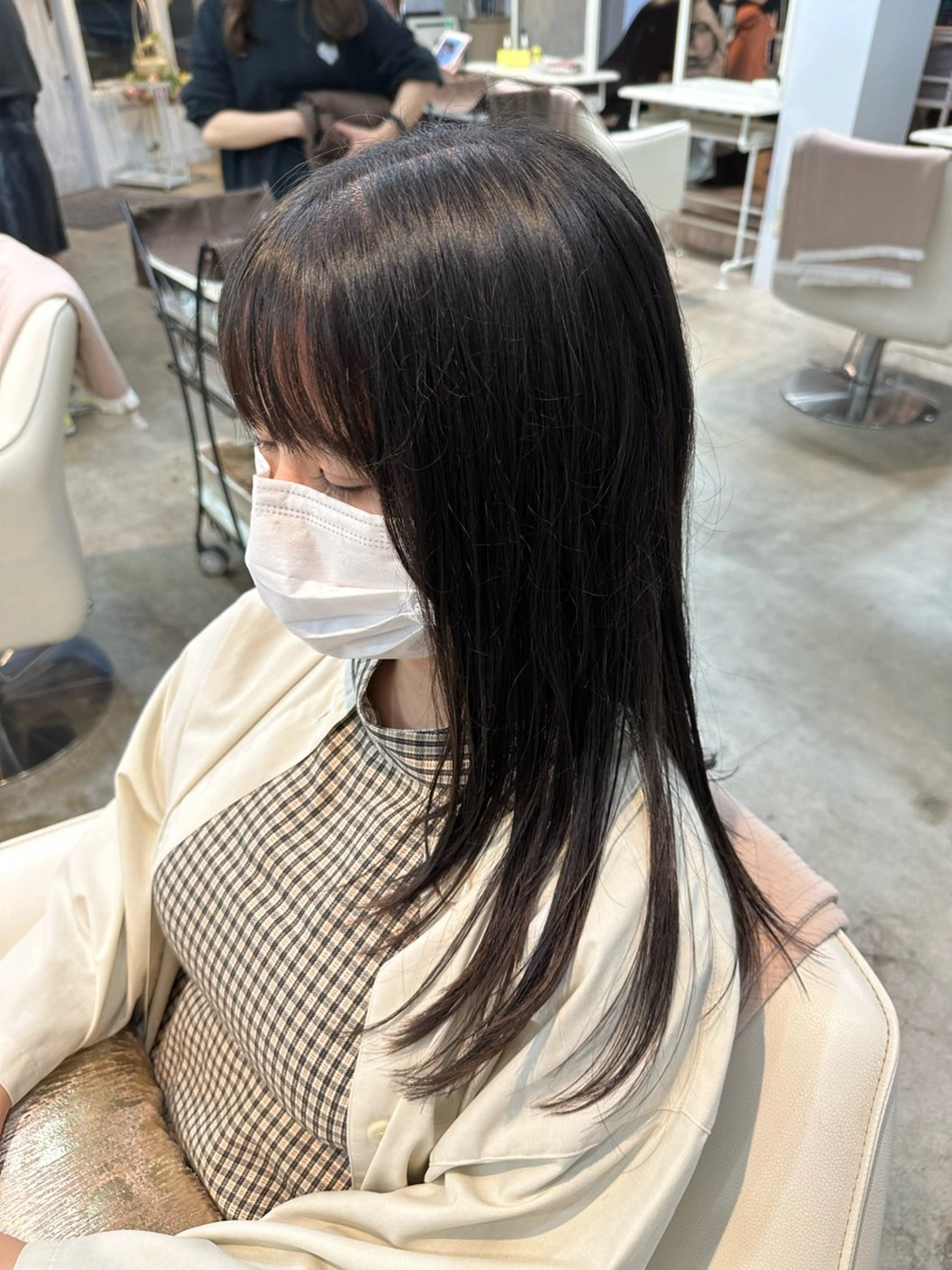 【学割U24★平日限定プラン】スクールカット+カラー ￥6000の写真