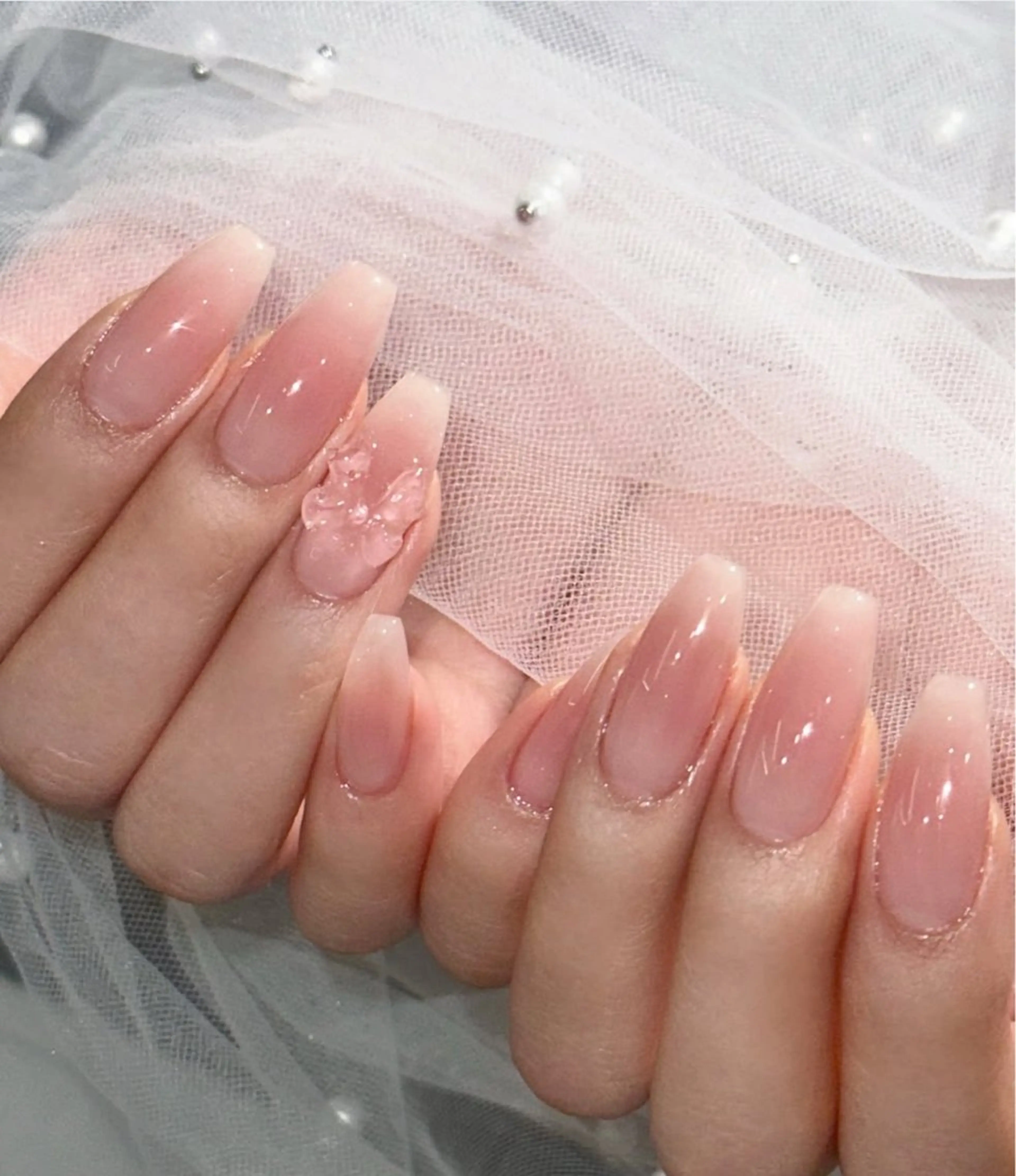 ネイル アニマル柄 オーロラネイル チークネイル フラッシュネイル ジェルネイル ハンドネイル Lyna 池袋のネイルデザイン