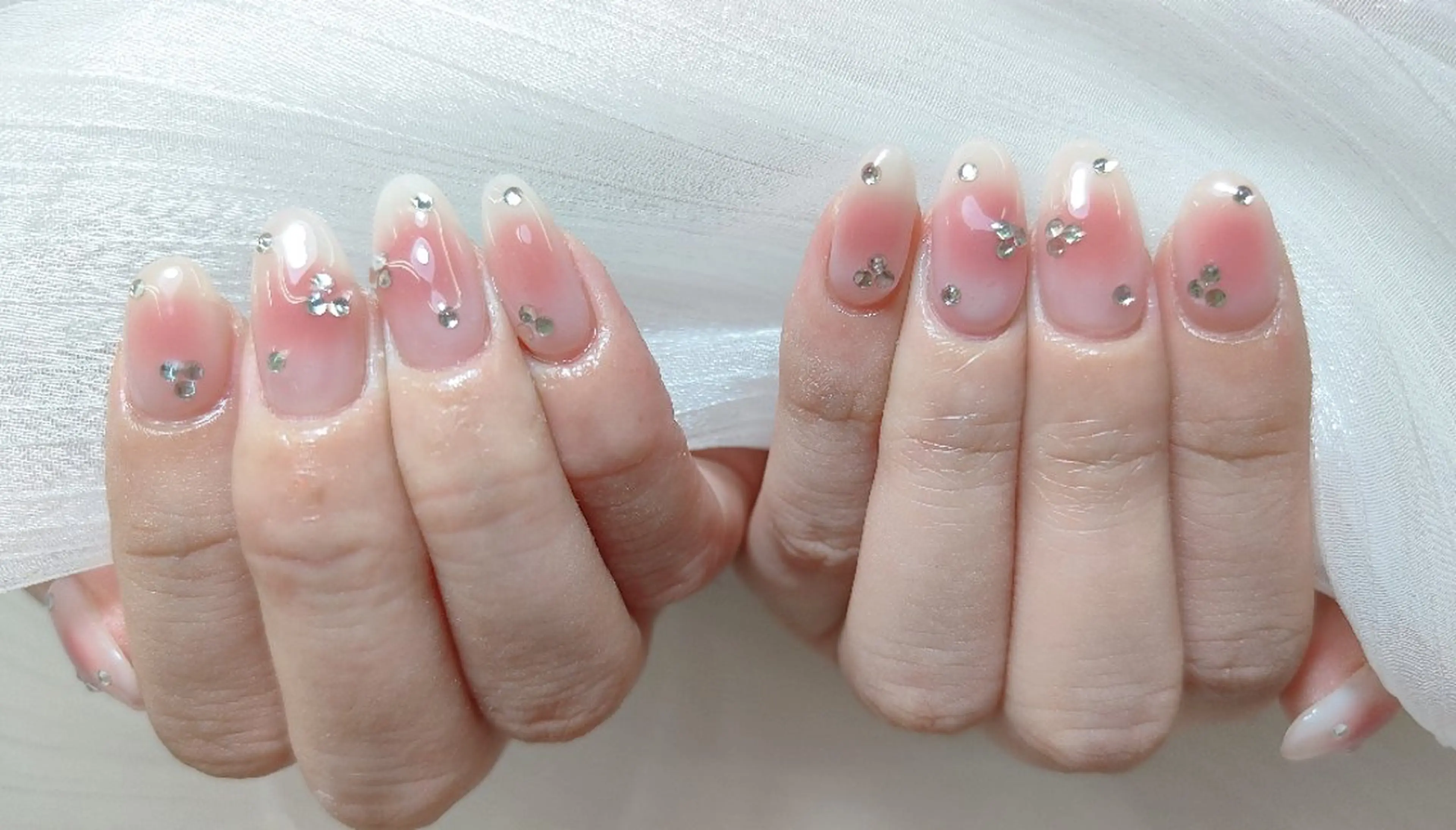 ネイル ハンドネイル モニカ アキイのネイルデザイン