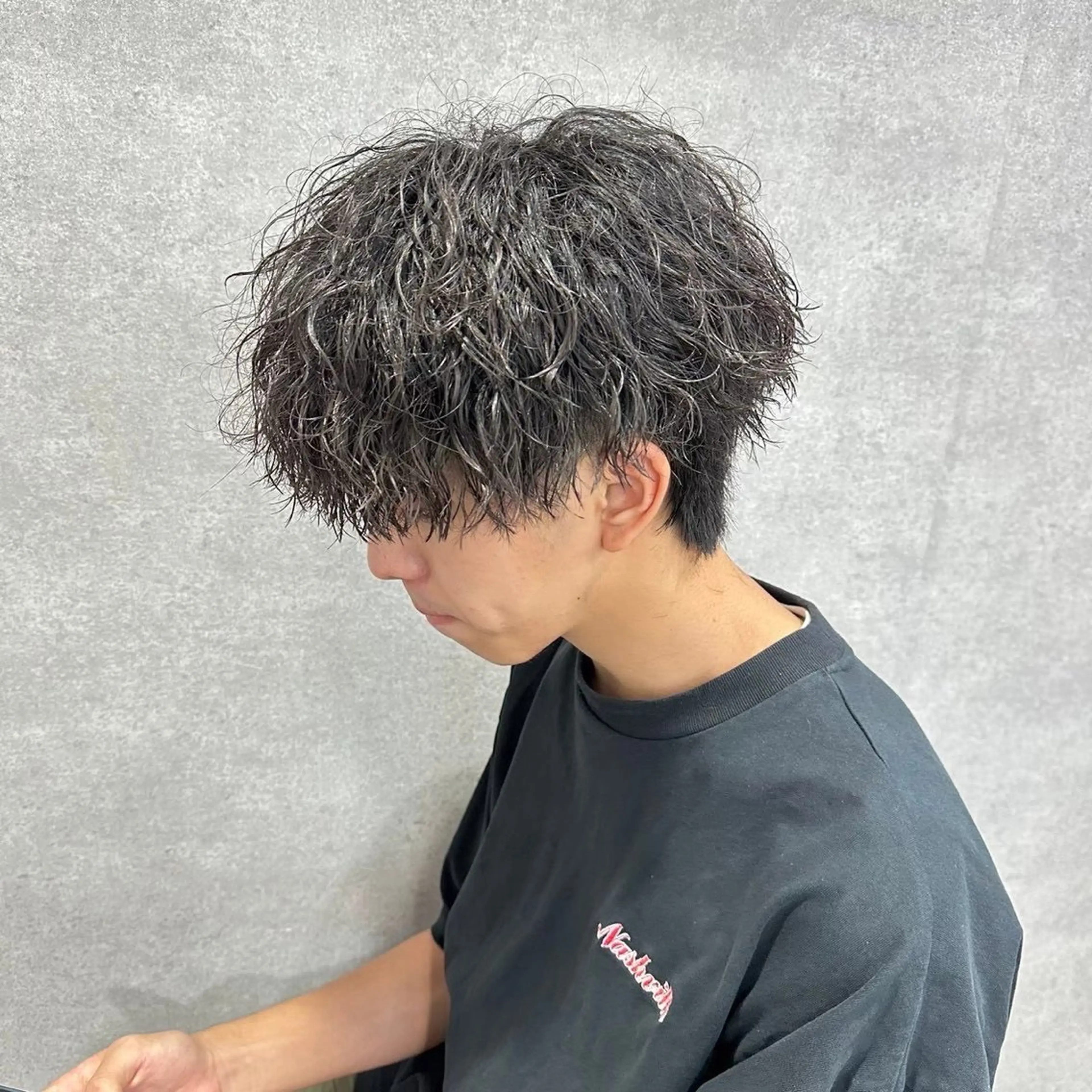 ミディアム カラー パーマ メンズ カット ヘアカラー パーマ 🔥メンズ特化🔥 藍斗のヘアスタイル