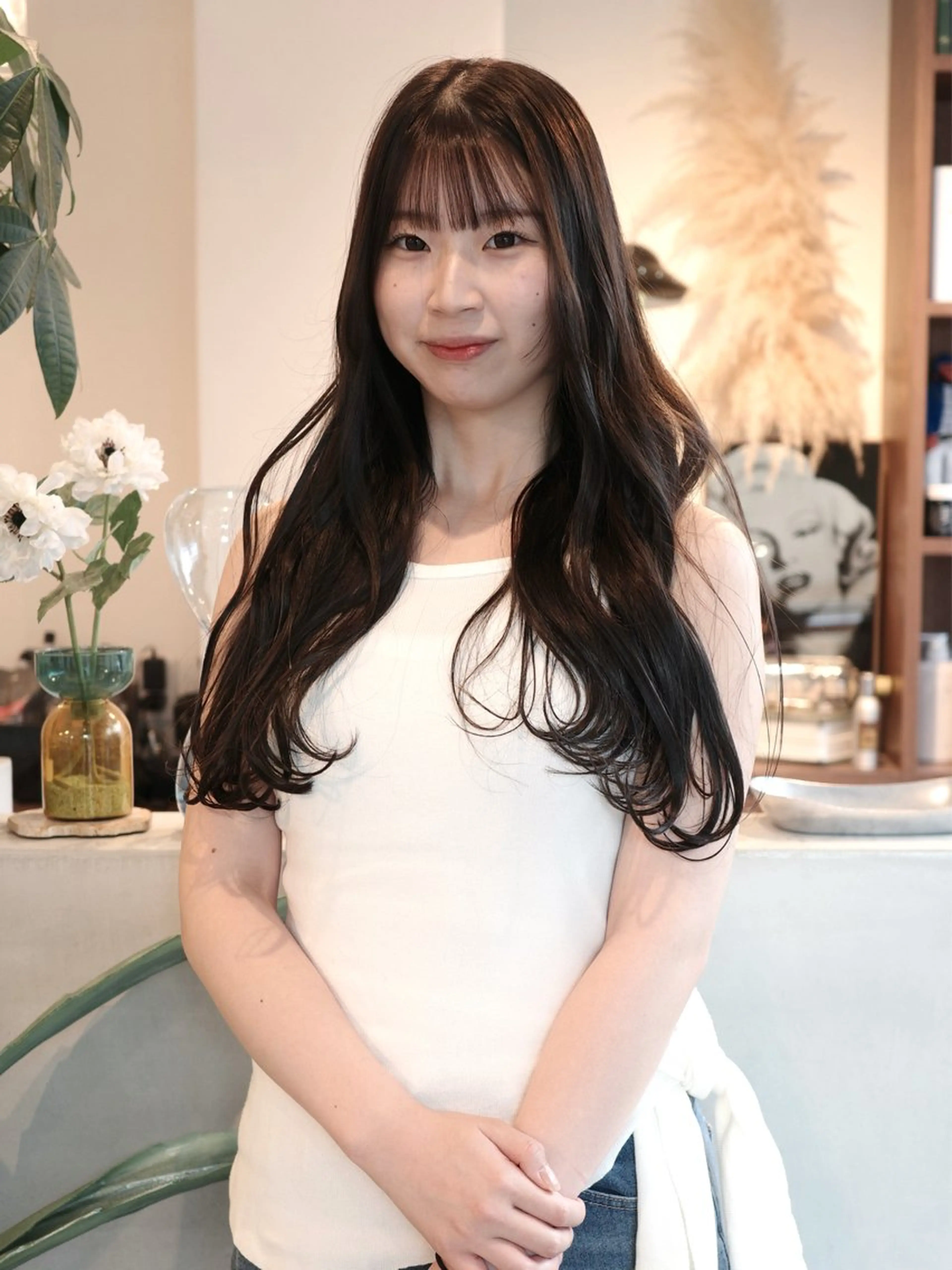 ロング カラー カット ヘアカラー (𝐡)𝐰𝐢𝐦 𝐲𝐮𝐧𝐚のヘアスタイル