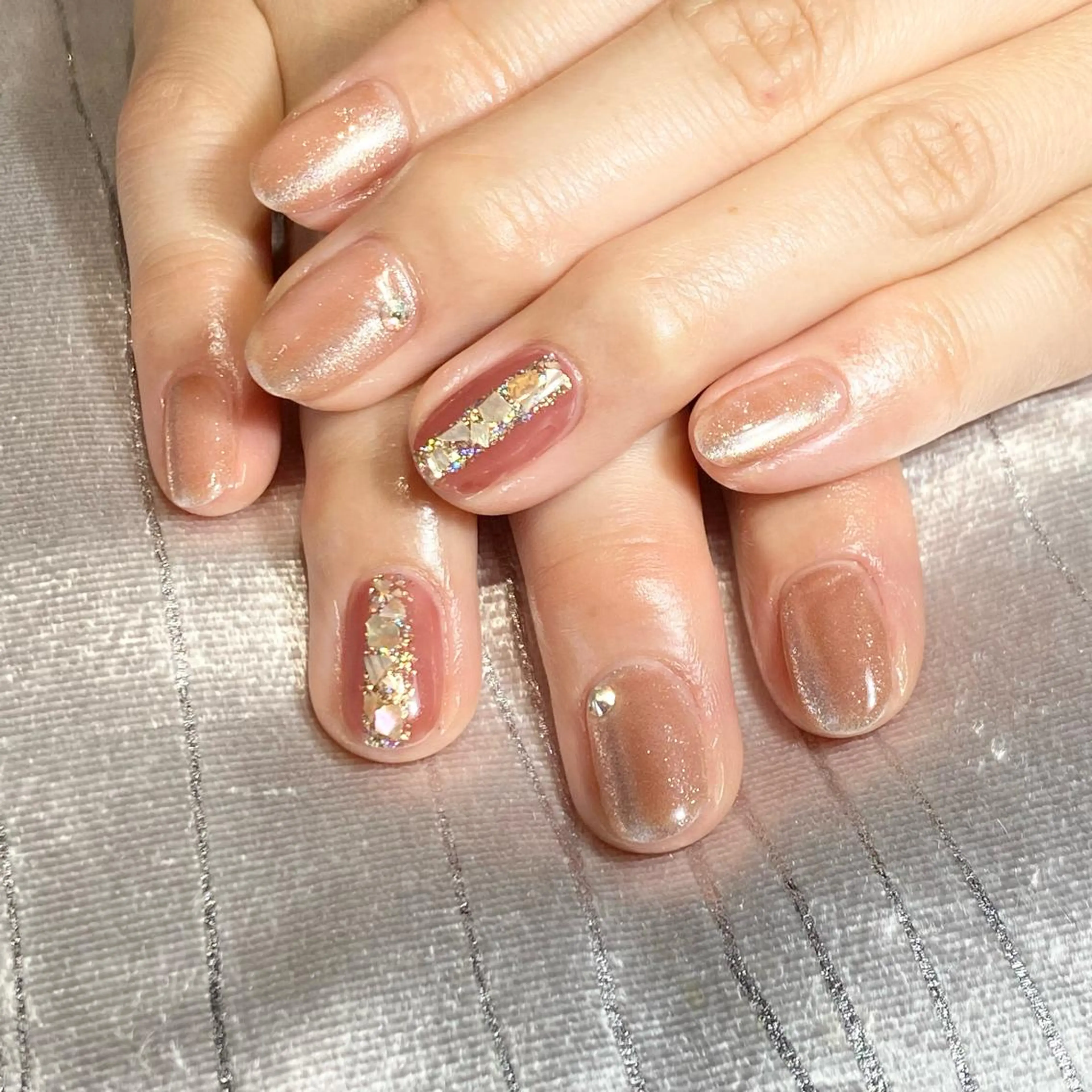 ネイル Flore (フロール)の眉毛・アイブロウイメージ