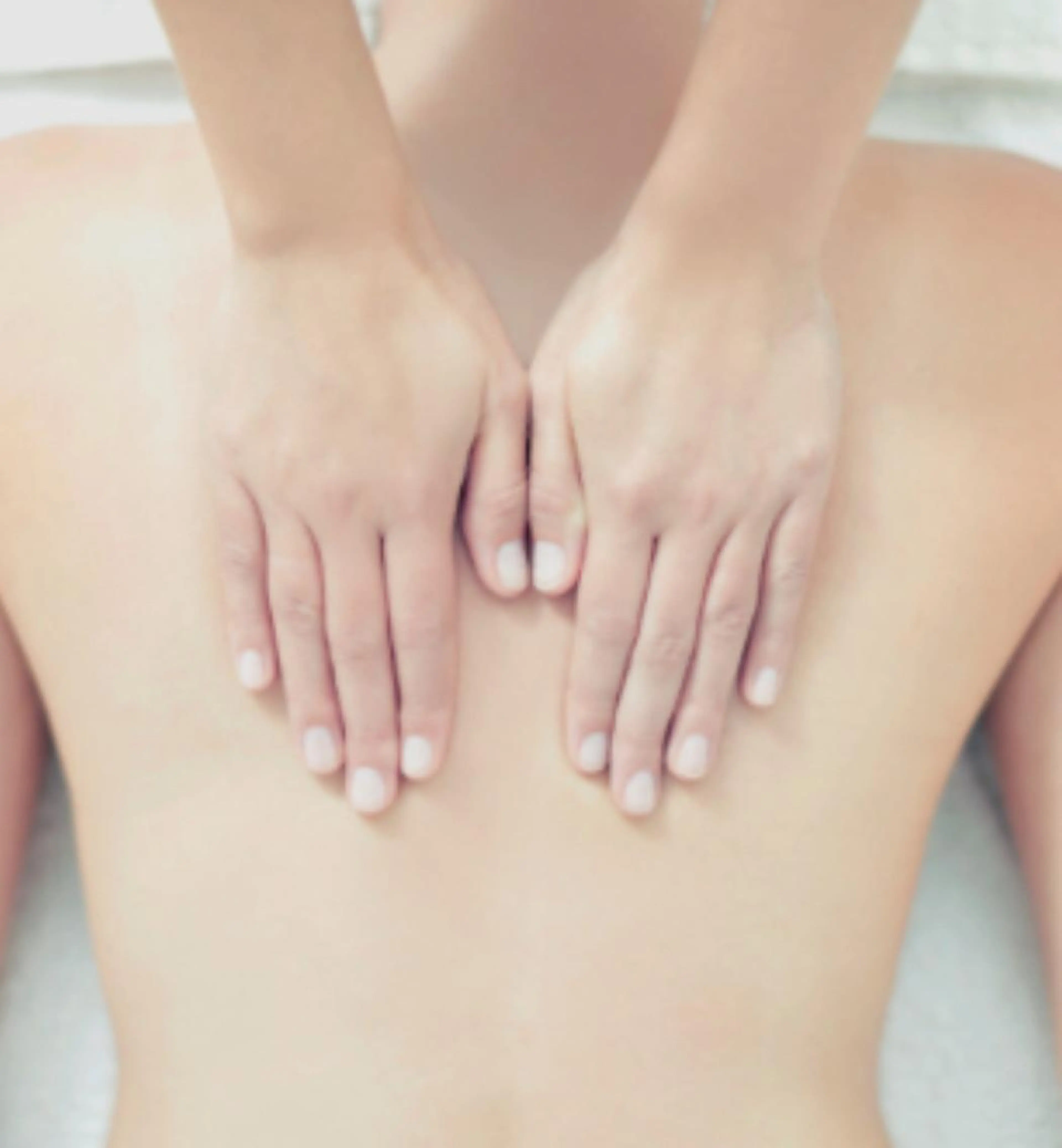 深いリラックスを…オーガニックアロマオイル100%全身オイルトリートメント60分の写真