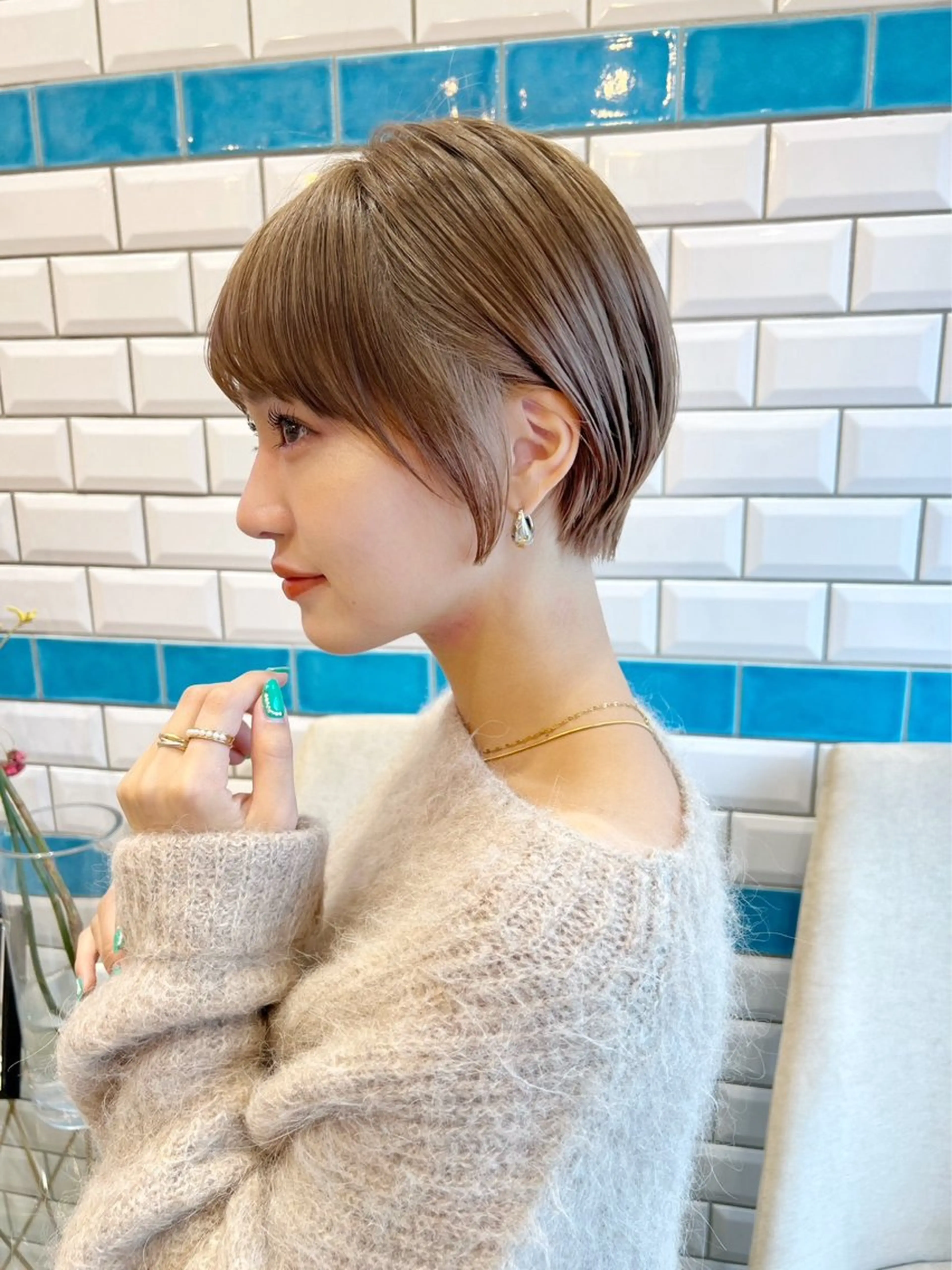 ショート カラー パーマ ブリーチなしベージュ レイヤー/リョウヤのヘアスタイル