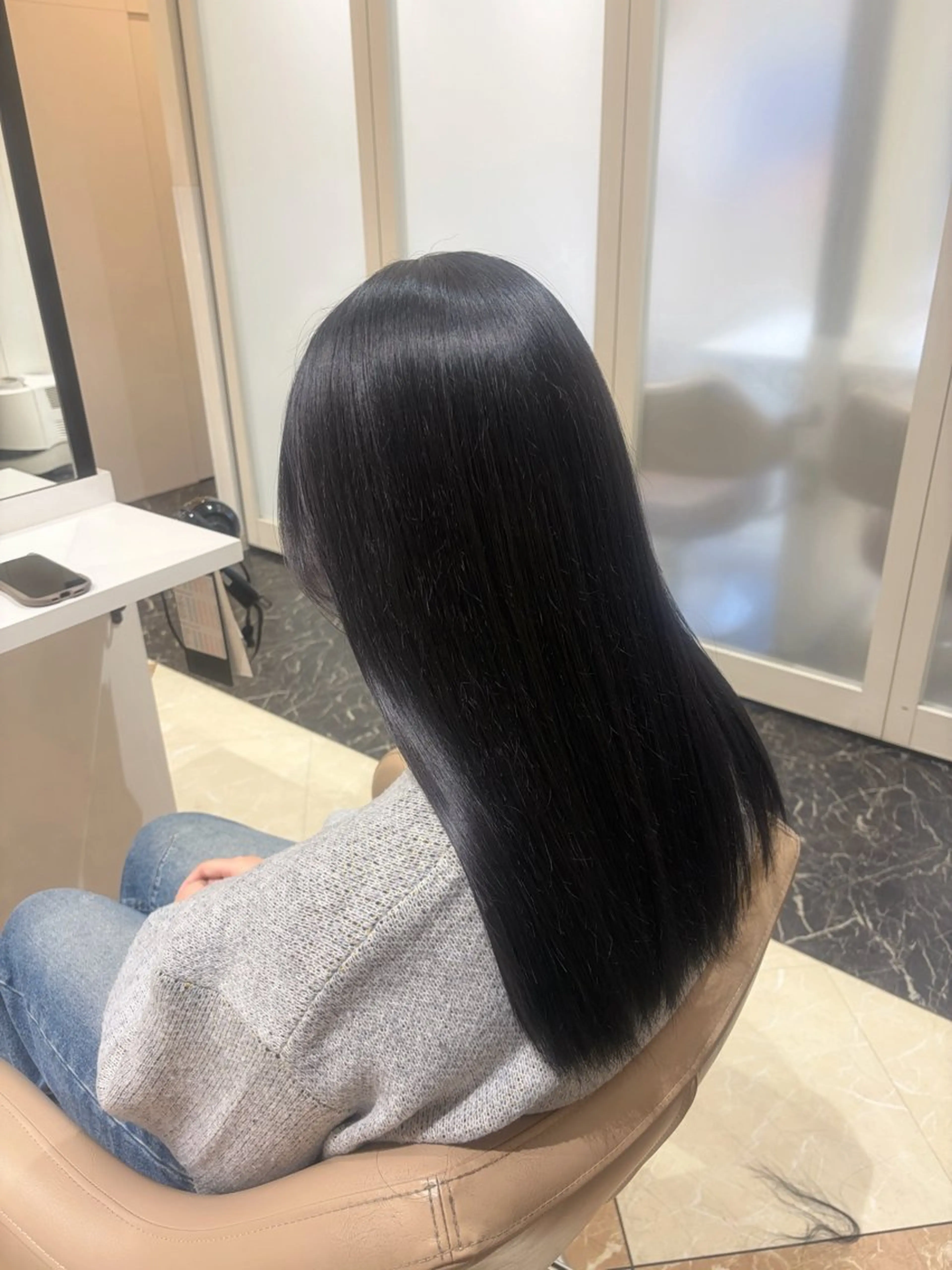 セミロング カット ヘアカラー あいしぇ Ash川口のヘアスタイル