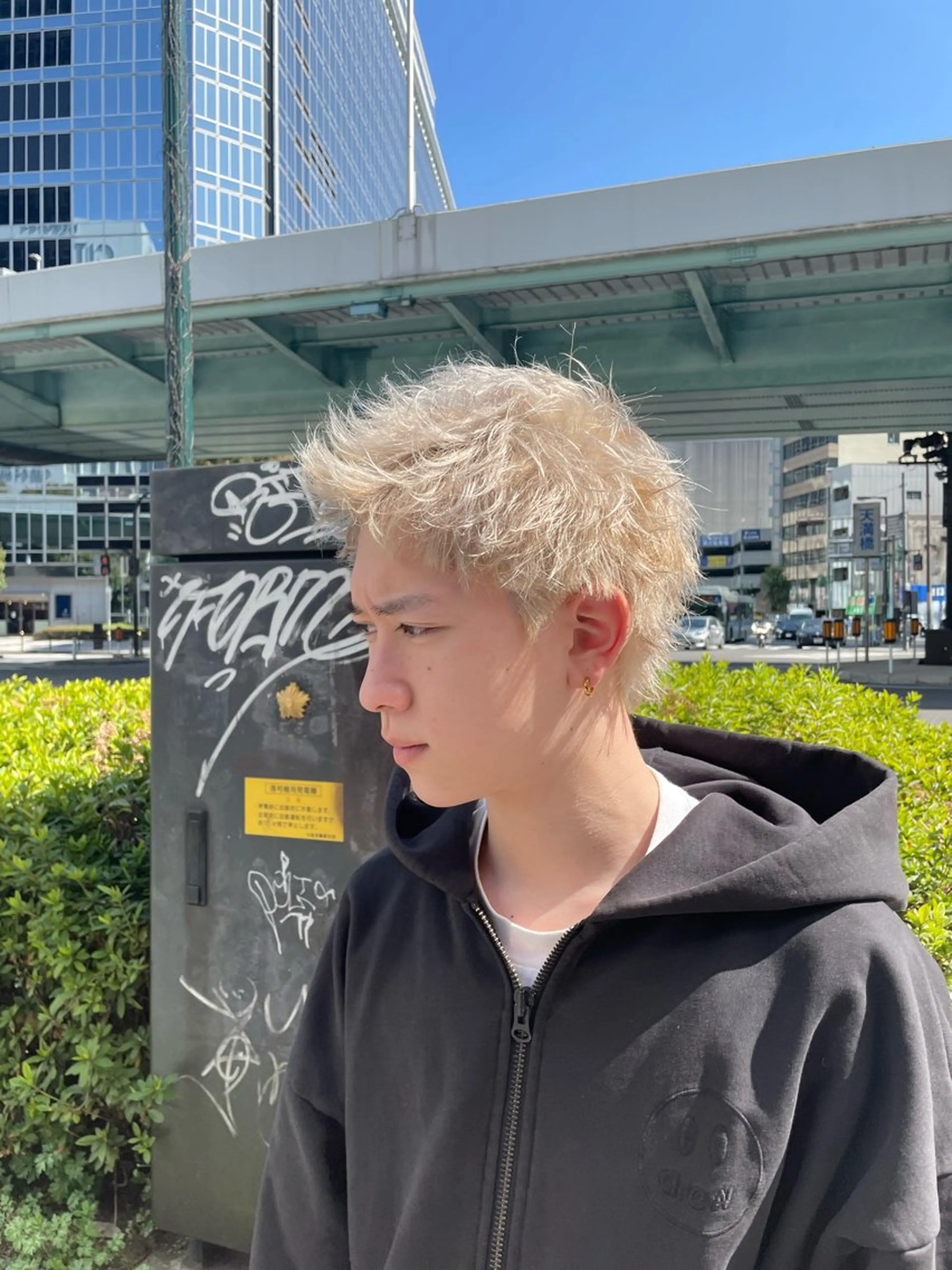 カラー メンズ 似合わせハイトーン ヒロトのヘアスタイル