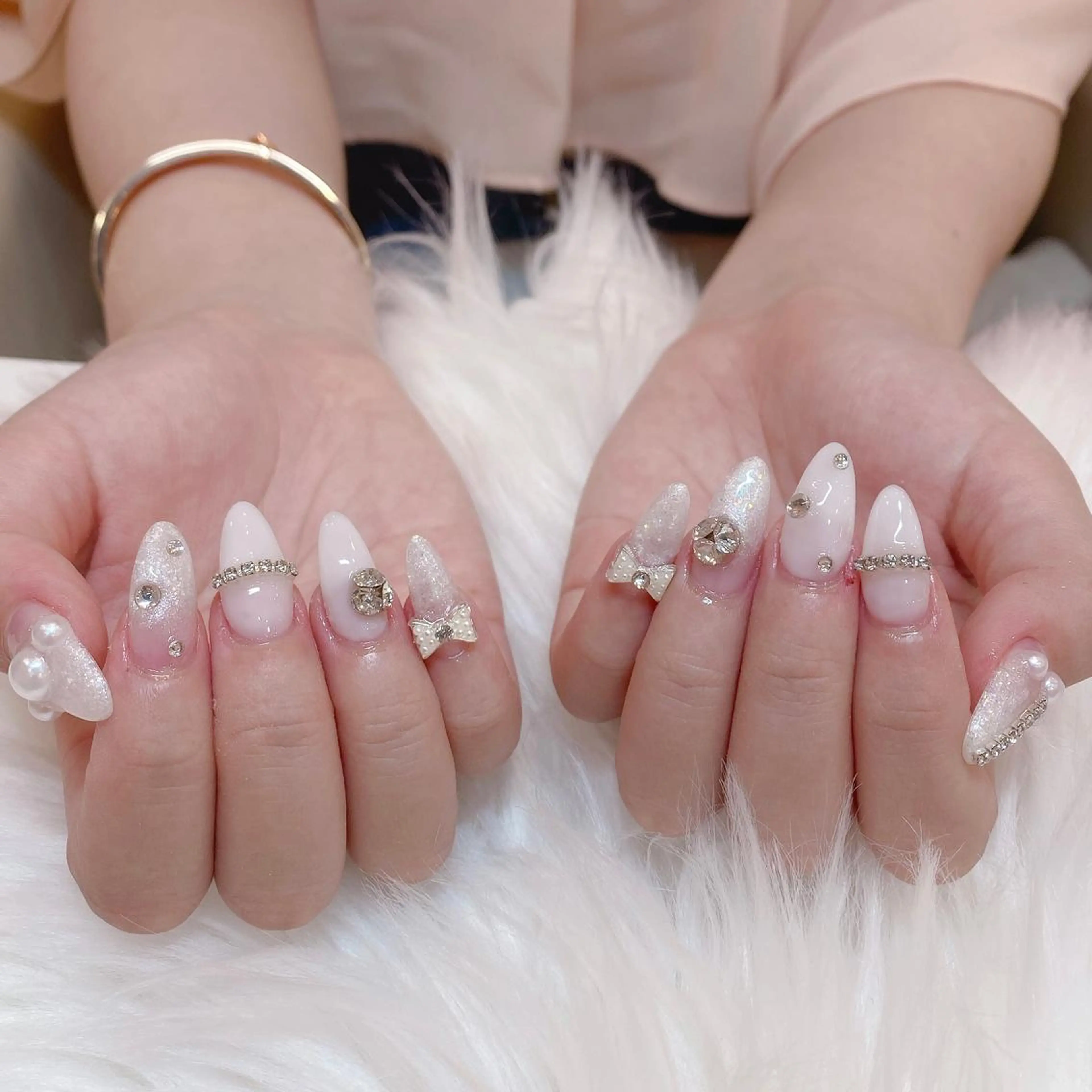 ネイル Elsias 詩織のマツエク・マツパデザイン