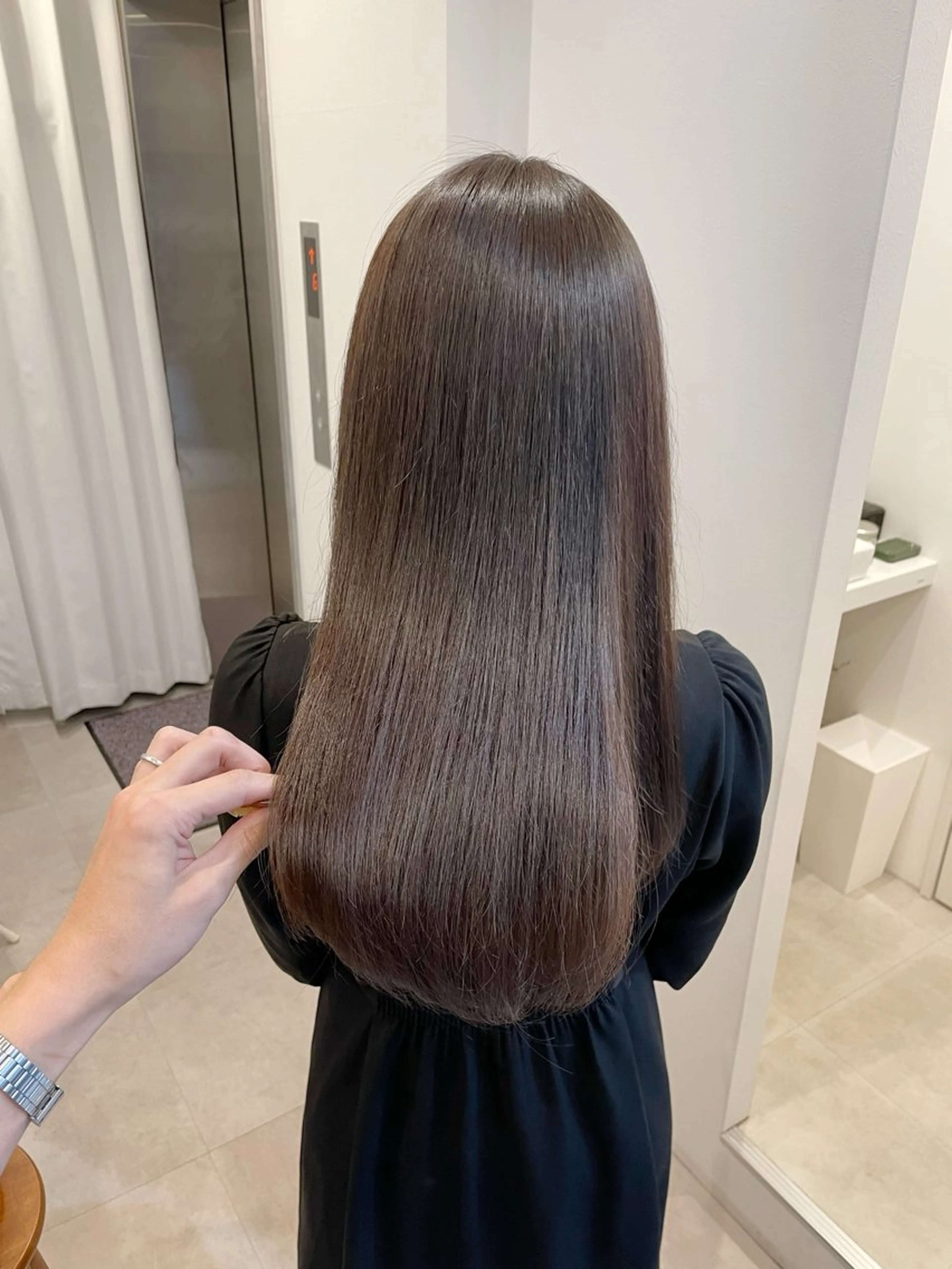 【人気NO.2✨】ケアカラー＆前髪顔周りメンテナンスカット＆髪質改善4stepトリートメントの写真