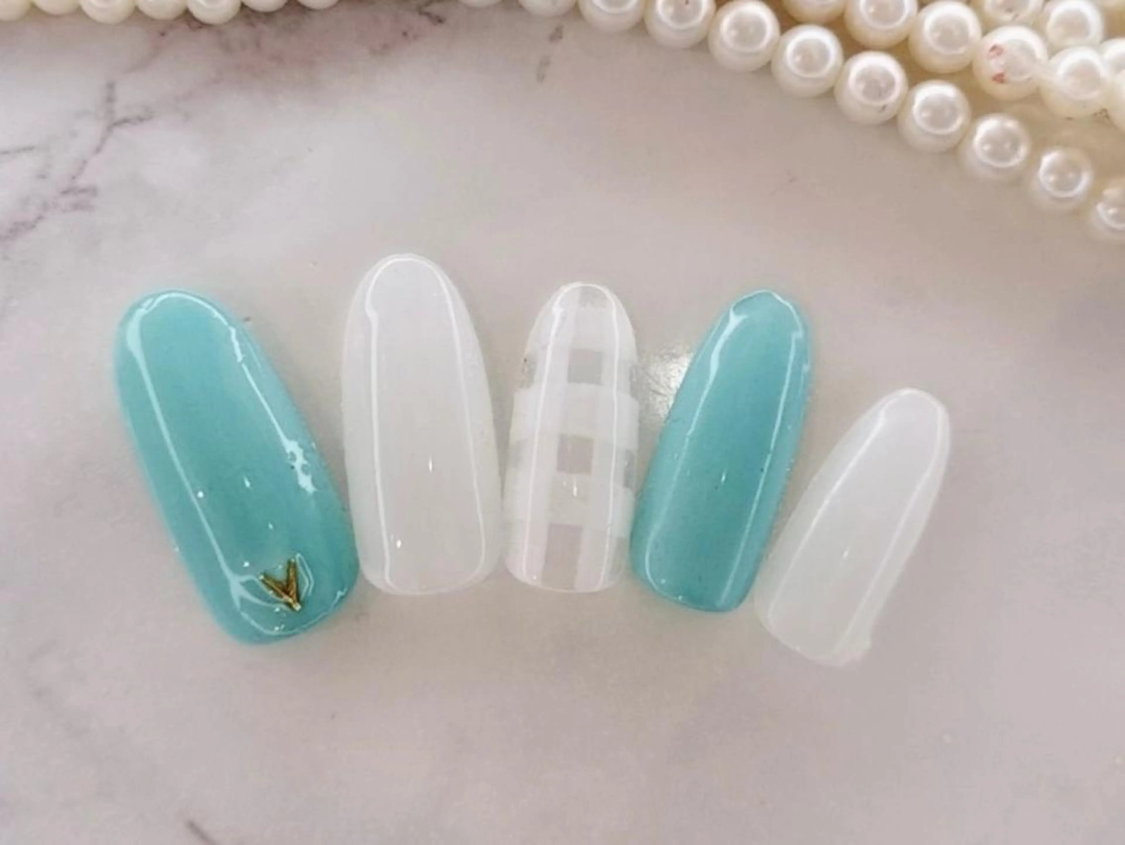 ネイル SINCERELY シンシアリー🌈のネイルデザイン