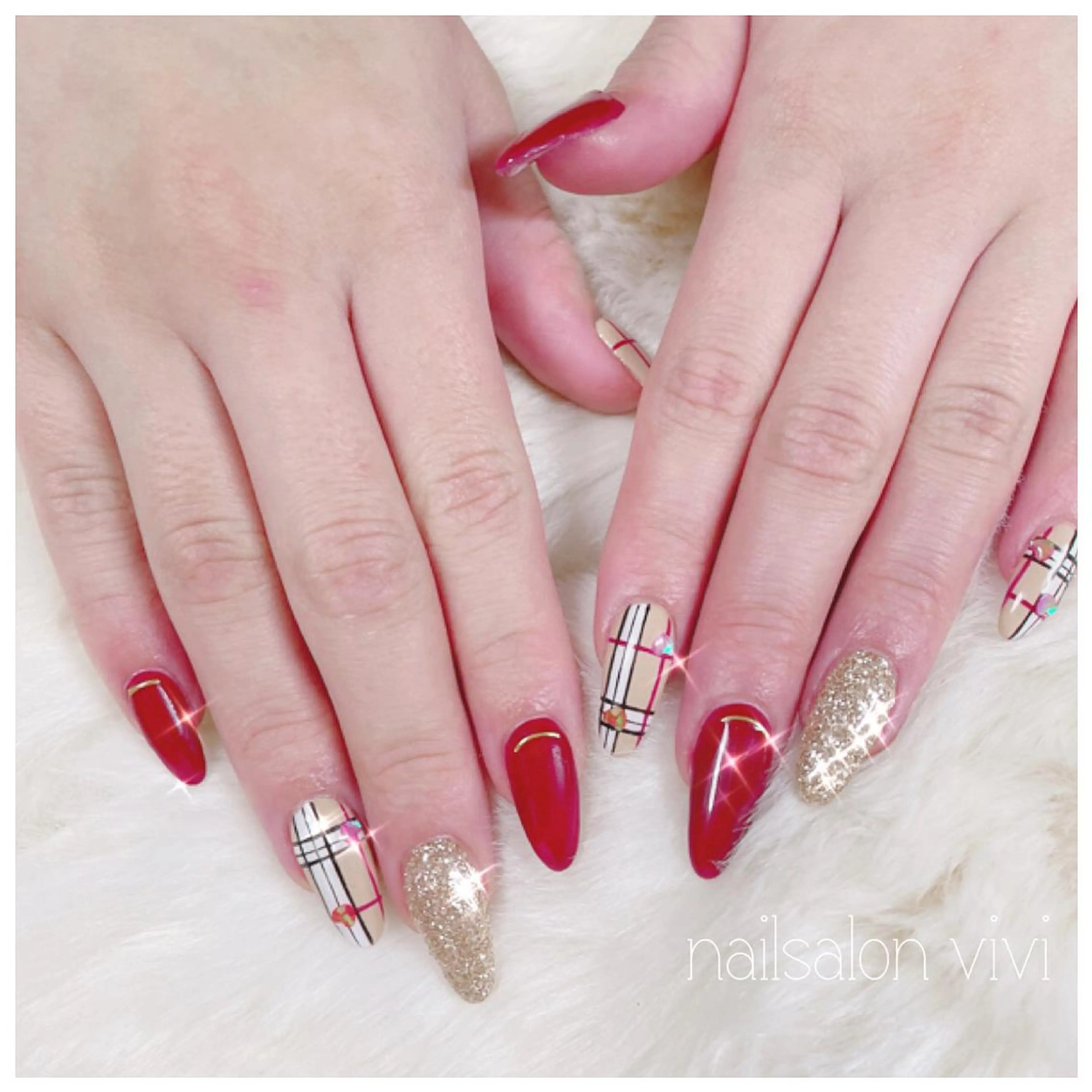 ネイル ＶＩＶＩ nailsalonのネイルデザイン