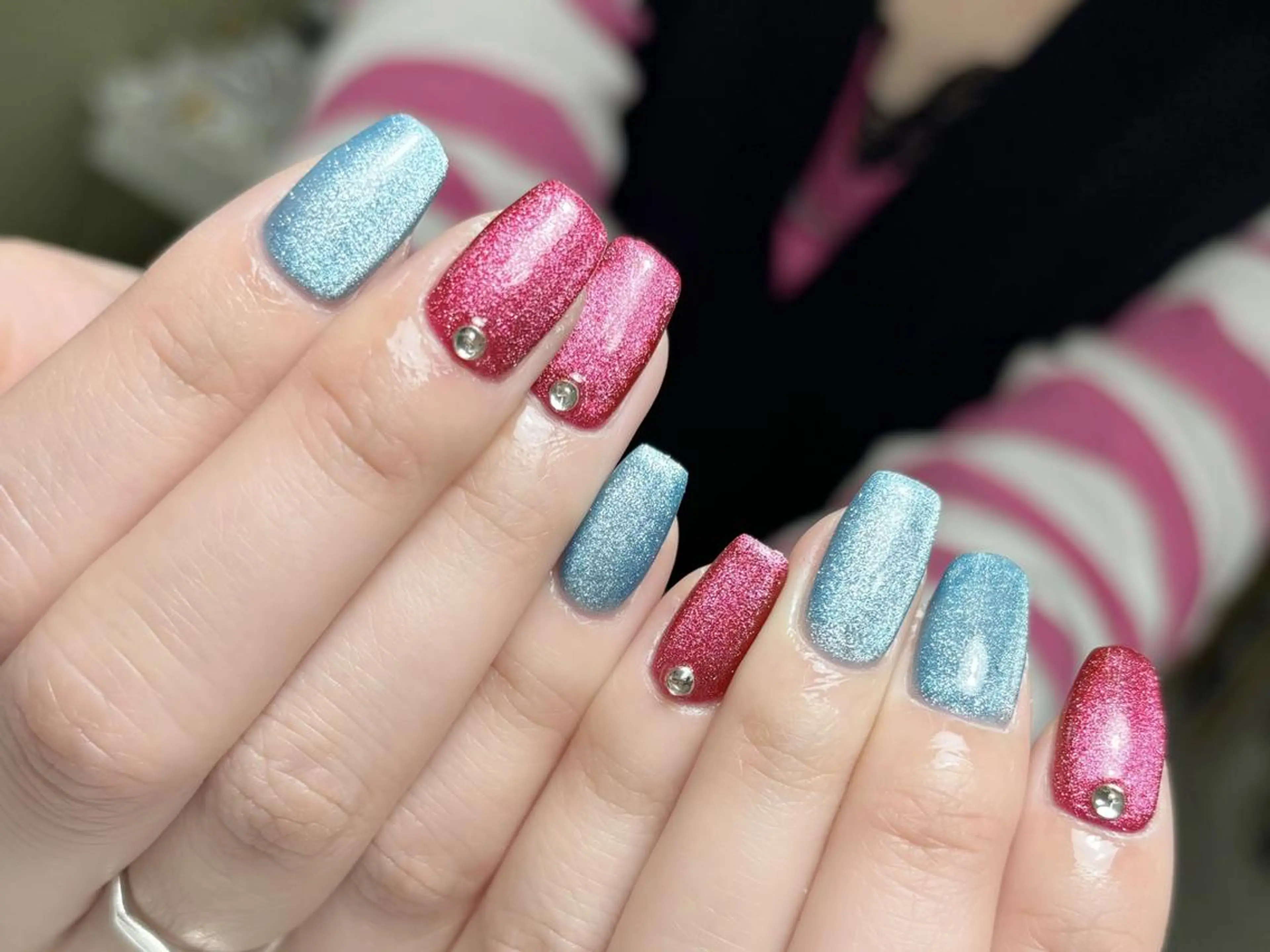 ネイル ハンドネイル ki🍒🍒 ki ツルツルネイルのネイルデザイン