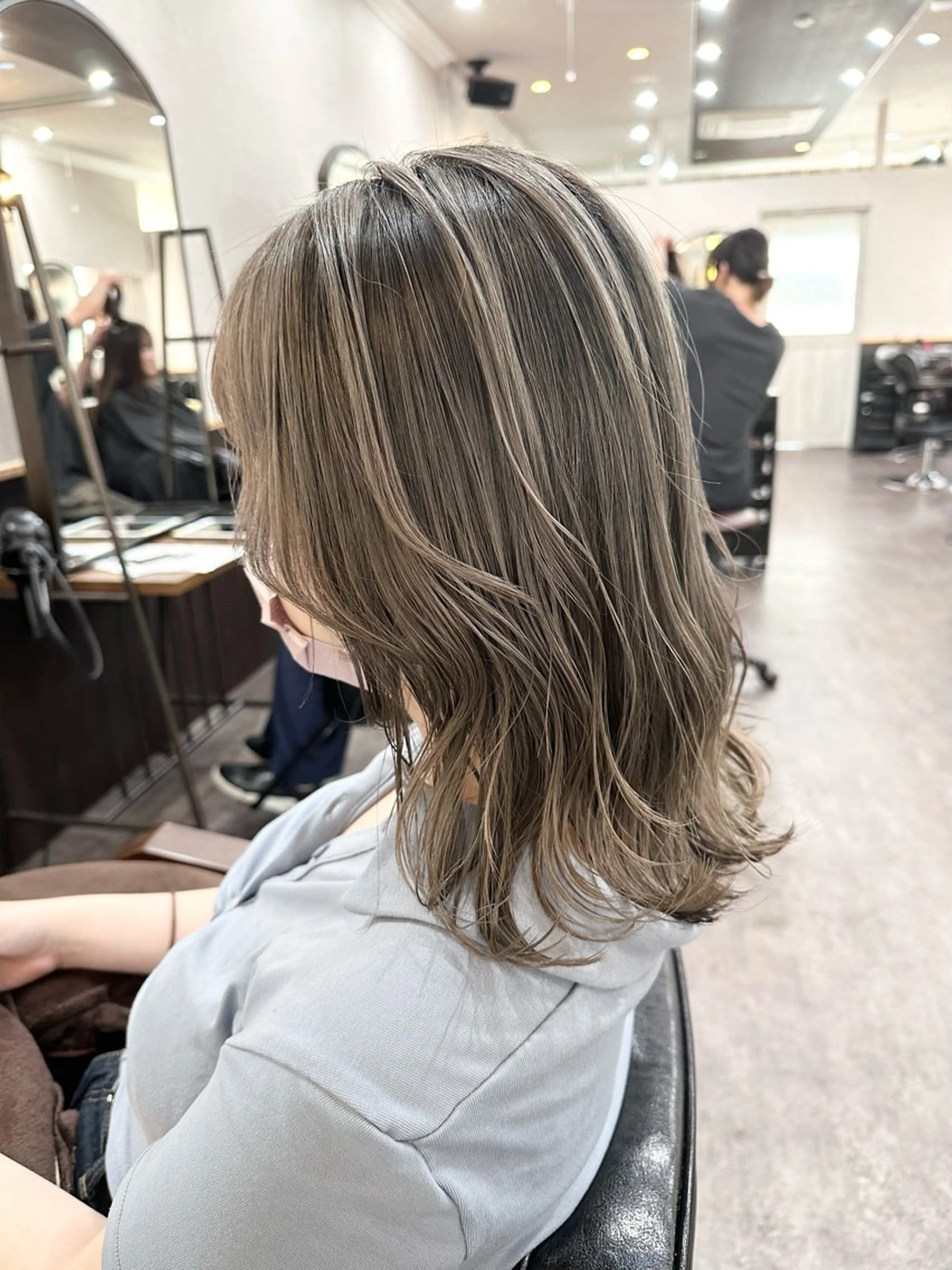 セミロング 💖透明感カラー HAYATO💖のヘアスタイル