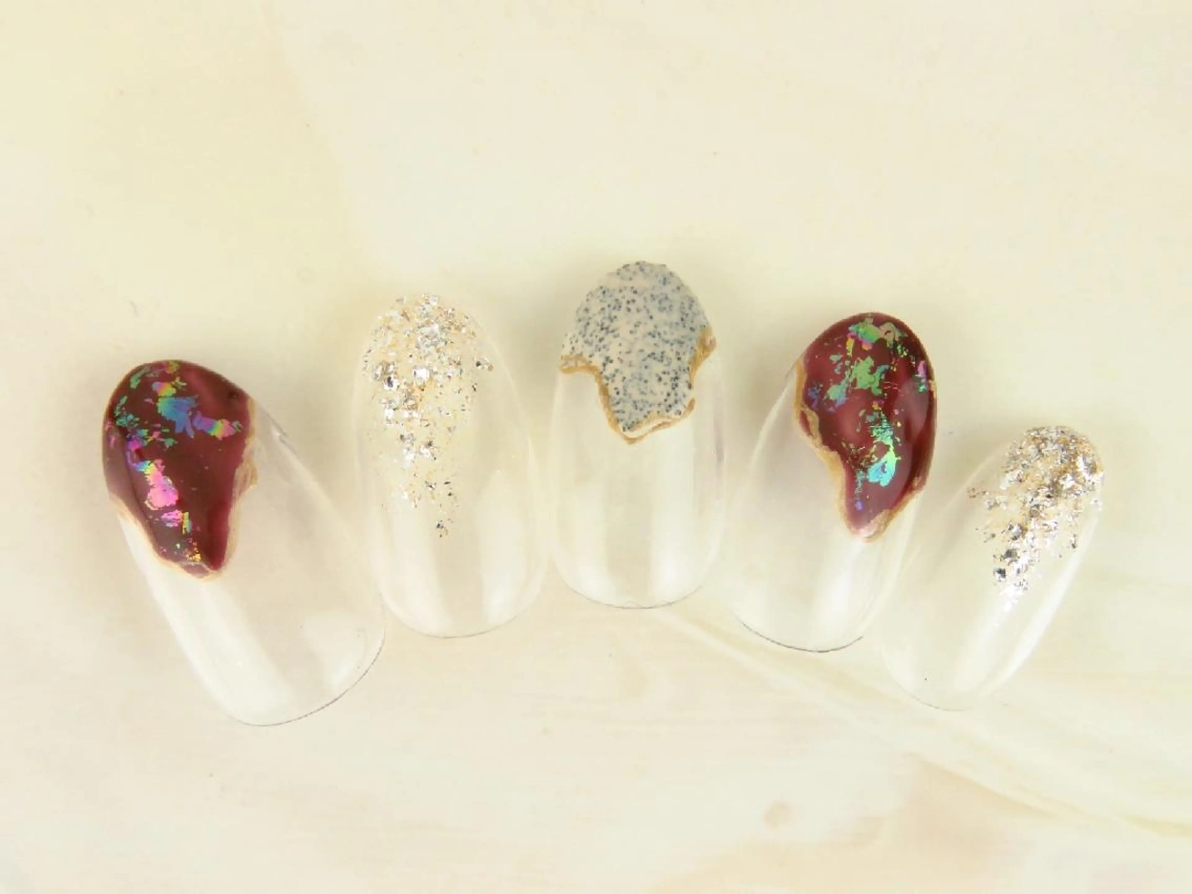 ネイル アートネイル IWAMOTO Aのネイルデザイン