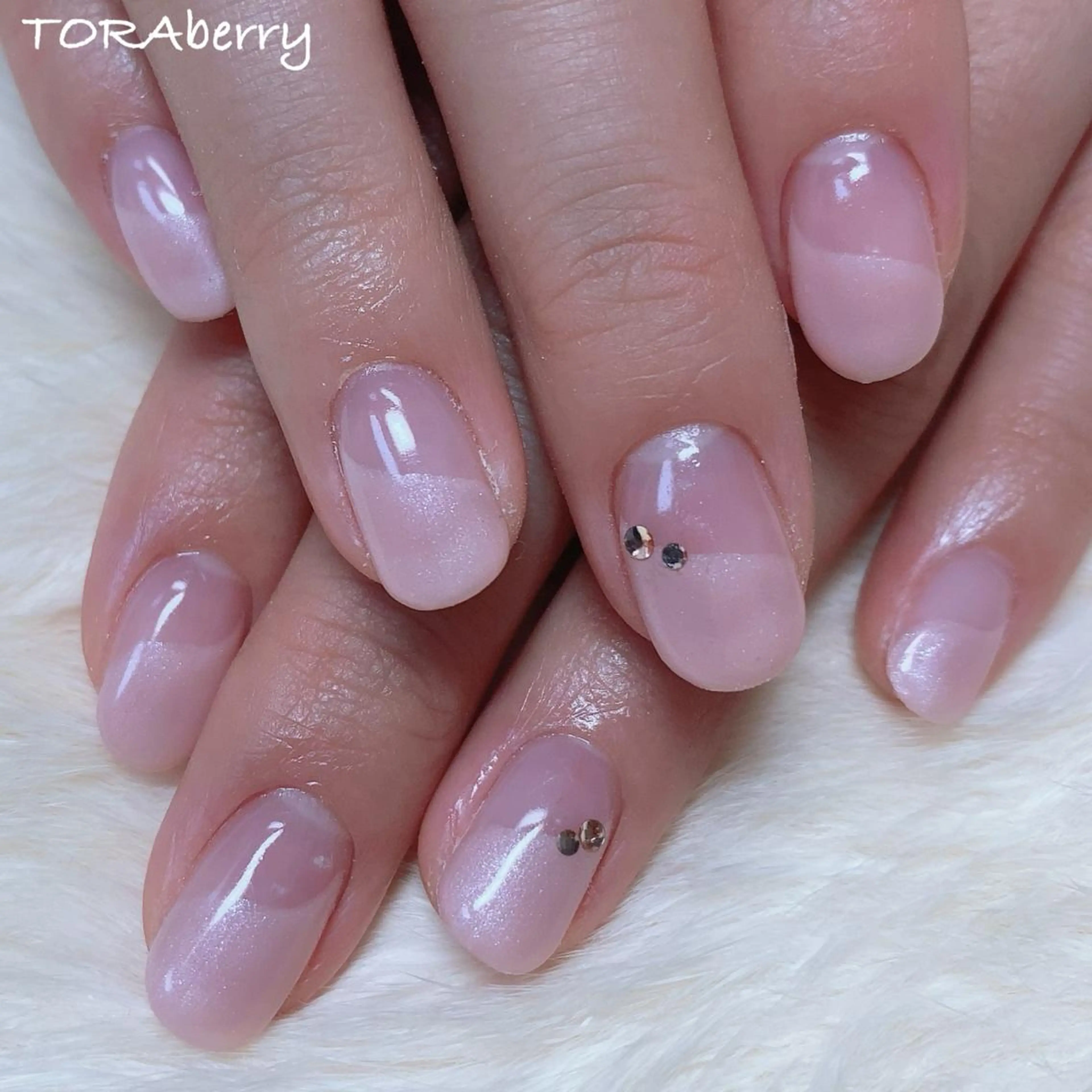 ネイル フレンチネイル ハンドネイル ネイリスト なつみのネイルデザイン