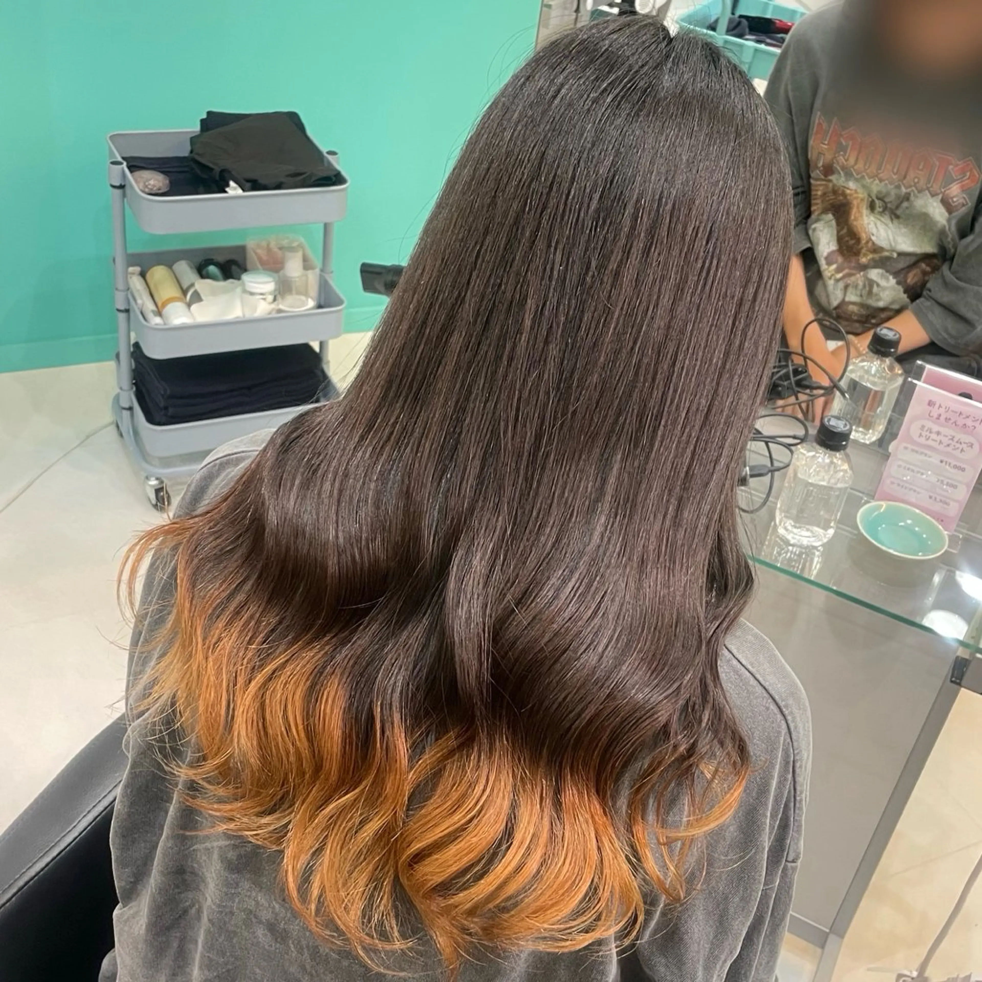 ロング カラー ベージュカラー 黒髪 グラデーションカラー Natsuki‎🤍 透明感×艶カラー🫧のヘアスタイル