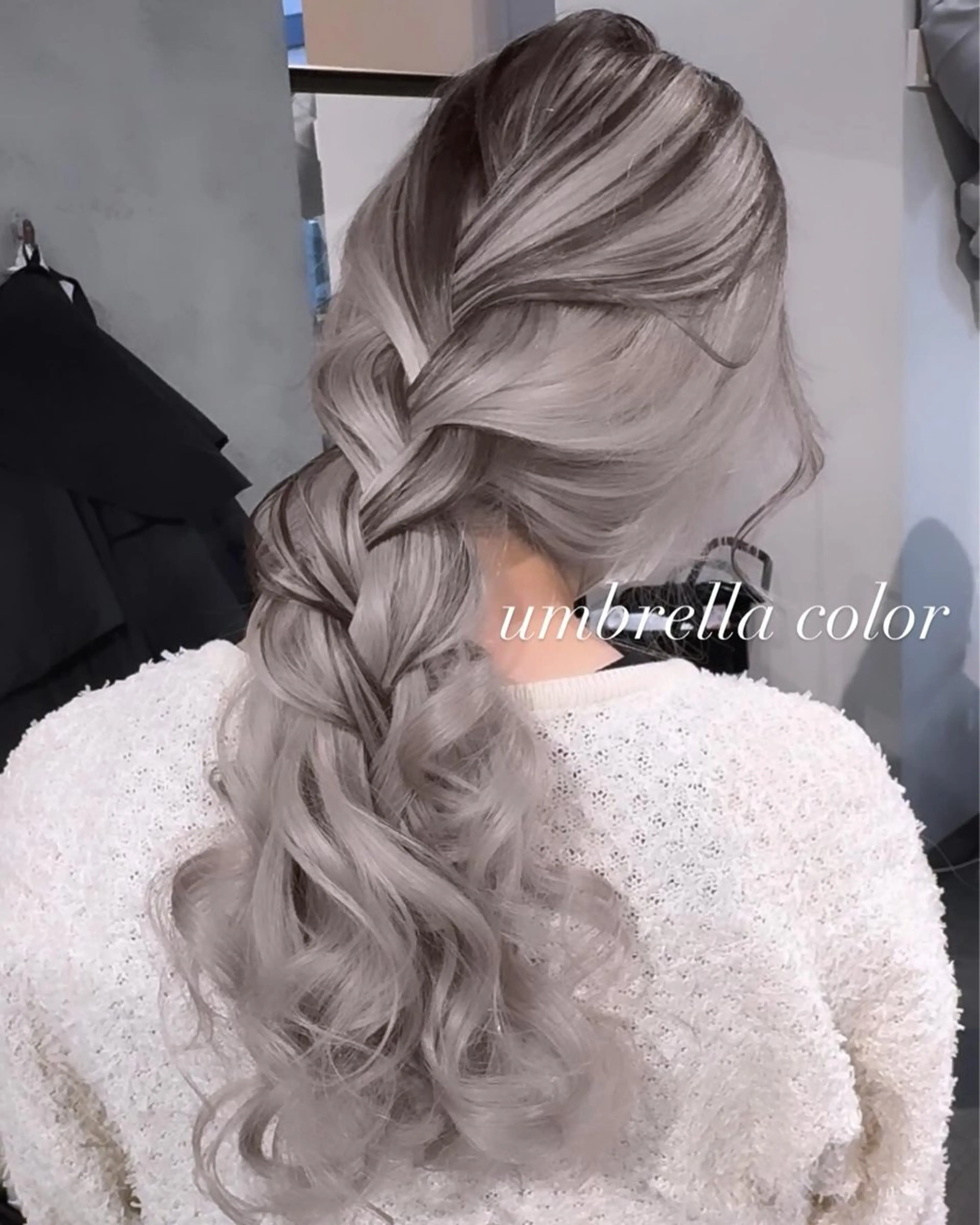 セミロング カラー カット ヘアカラー トリートメント ヘアセット 💜ハイトーン💛 マジカルかいちゃんのヘアスタイル