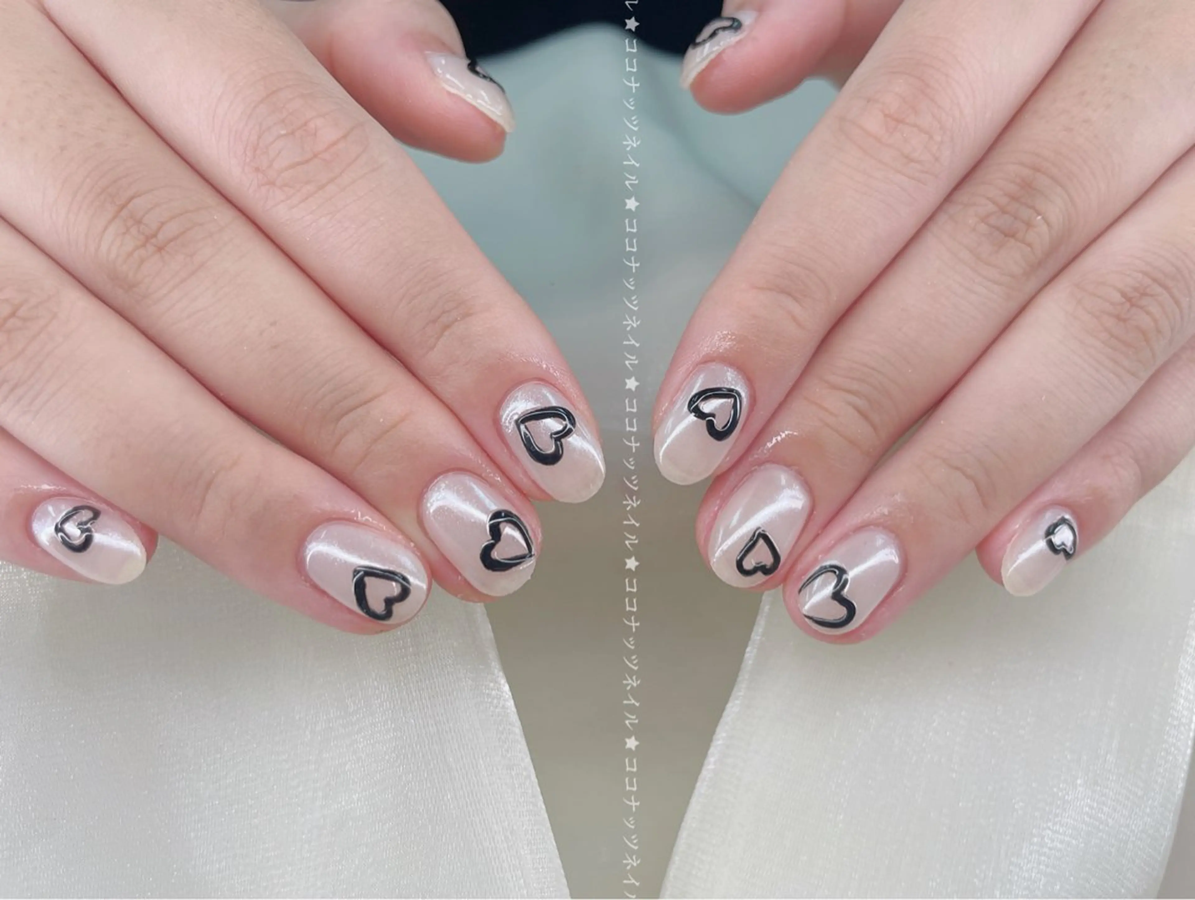 ネイル べっ甲ネイル フレンチネイル キラキラネイル マグネットネイル 大理石ネイル(マーブル) ハンドネイル 神田 ココナッツのネイルデザイン