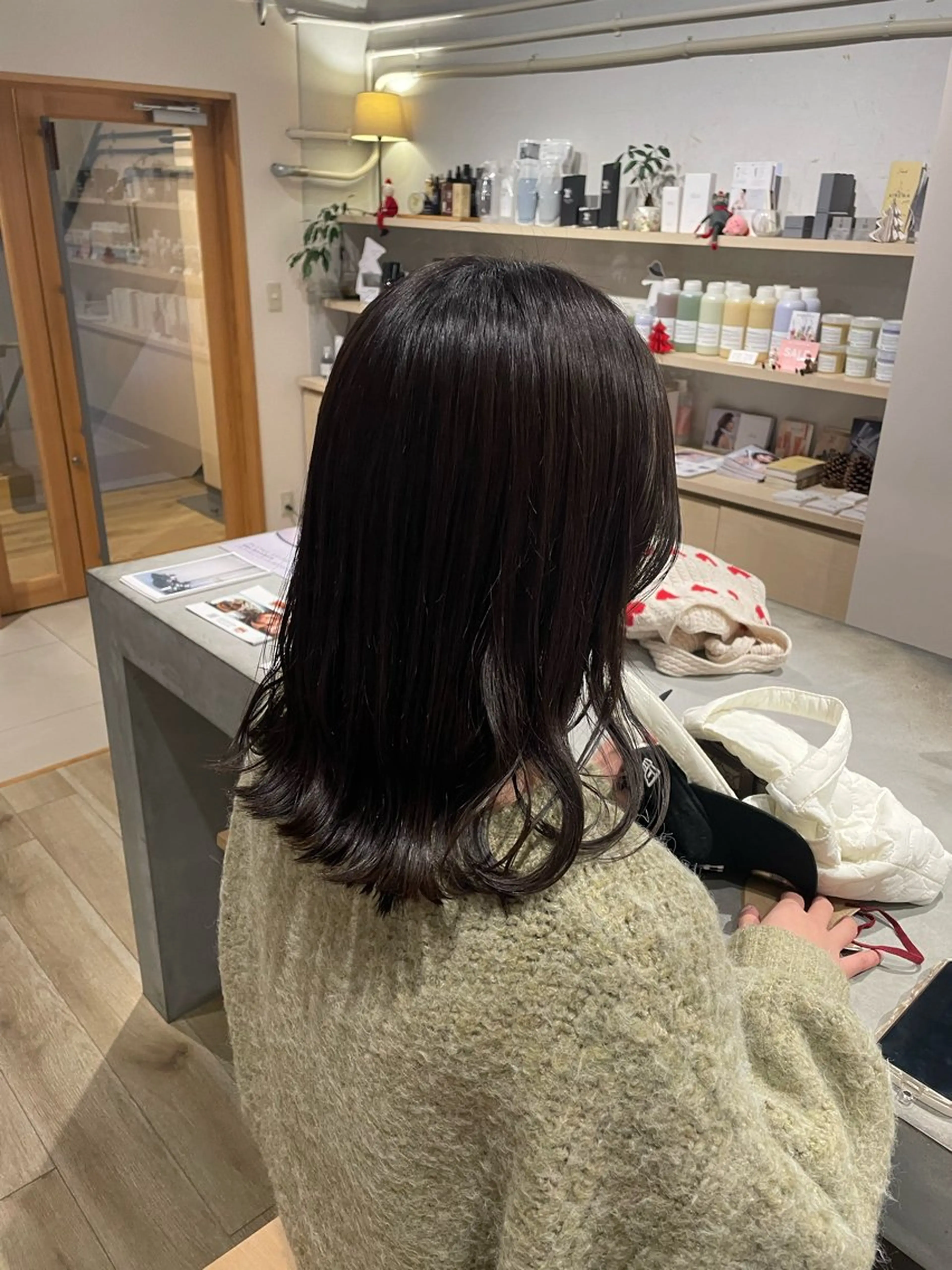 カラー 透明感カラー ヘアカラー まとい  ︎︎のヘアスタイル