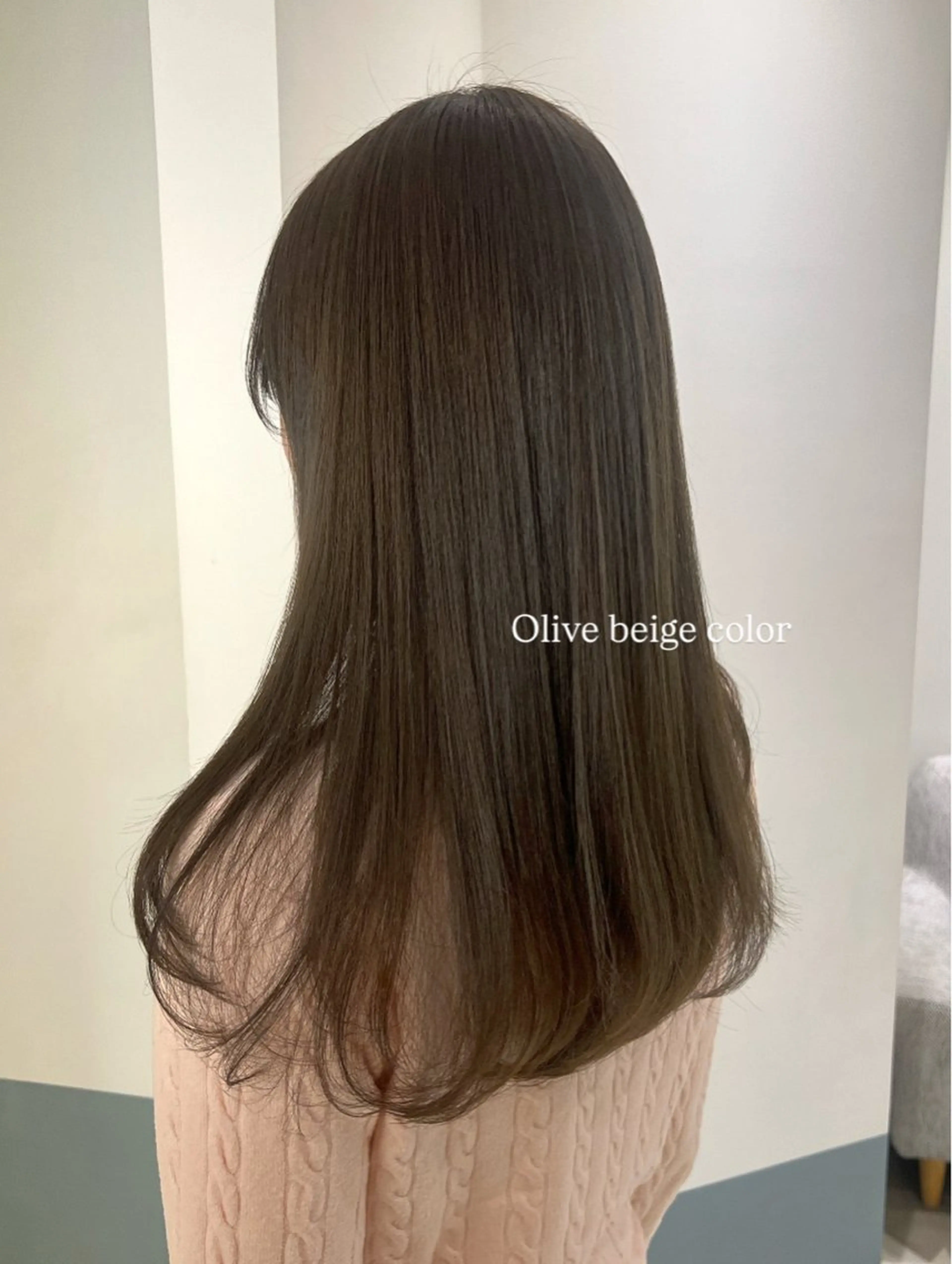 ロング カラー ヘアカラー LONESS所属・成岡 愛美のヘアスタイル