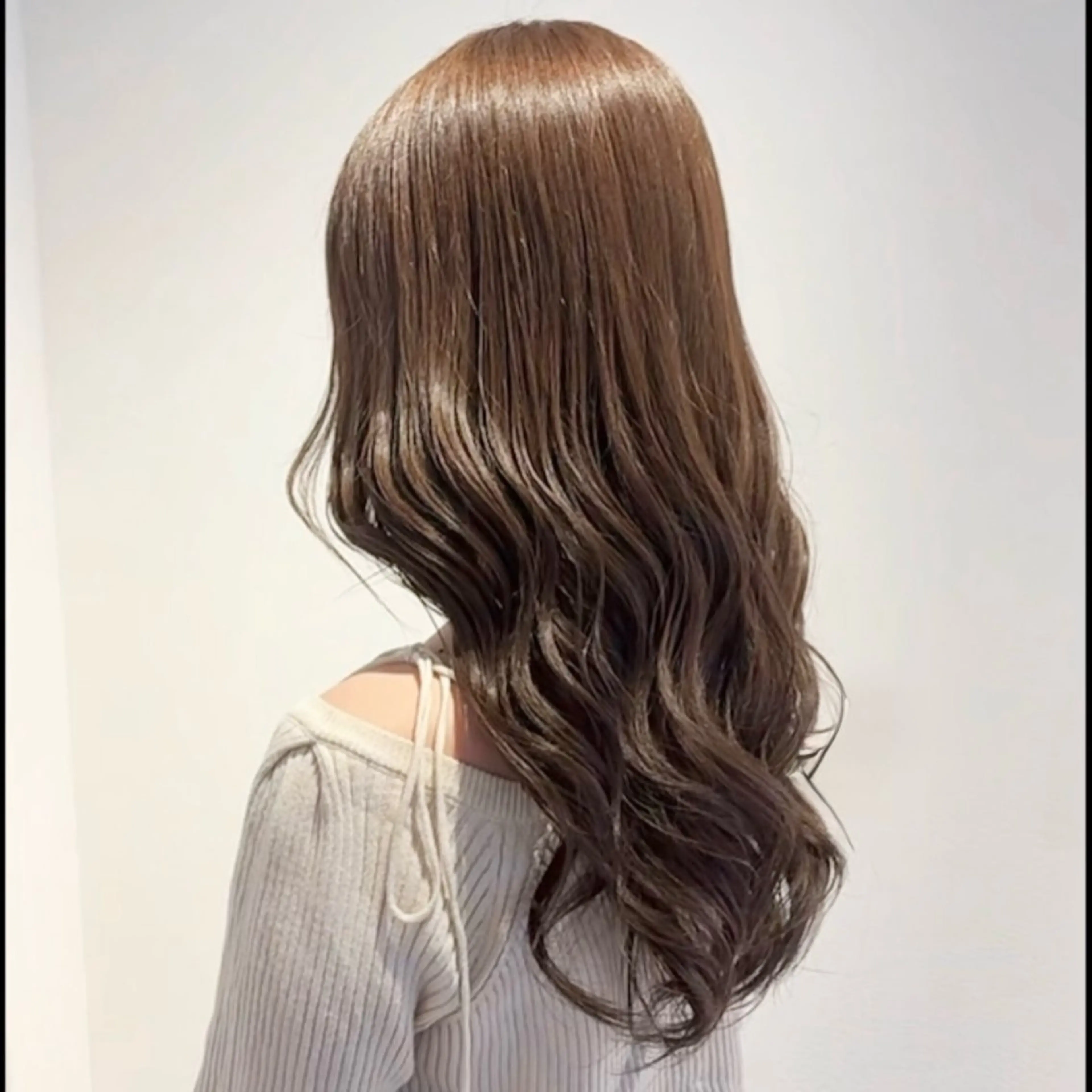 ロング カラー ベージュカラー ブリーチ 透明感カラー グレージュ ミルクティーグレージュ SASE/ 🍒nodoka🍒のヘアスタイル