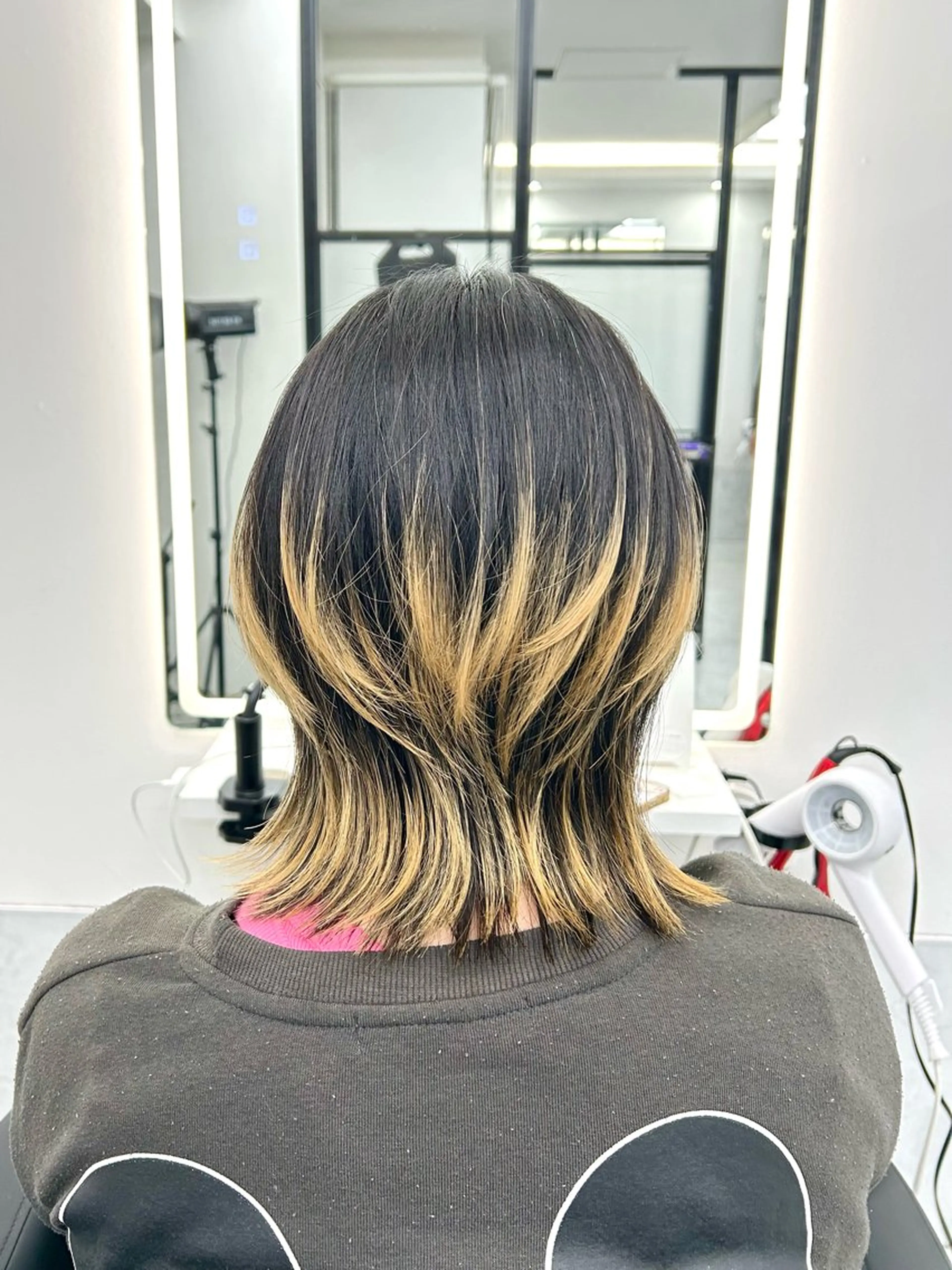 ミディアム F.所属・miku 🍑髪質改善サロンのヘアスタイル