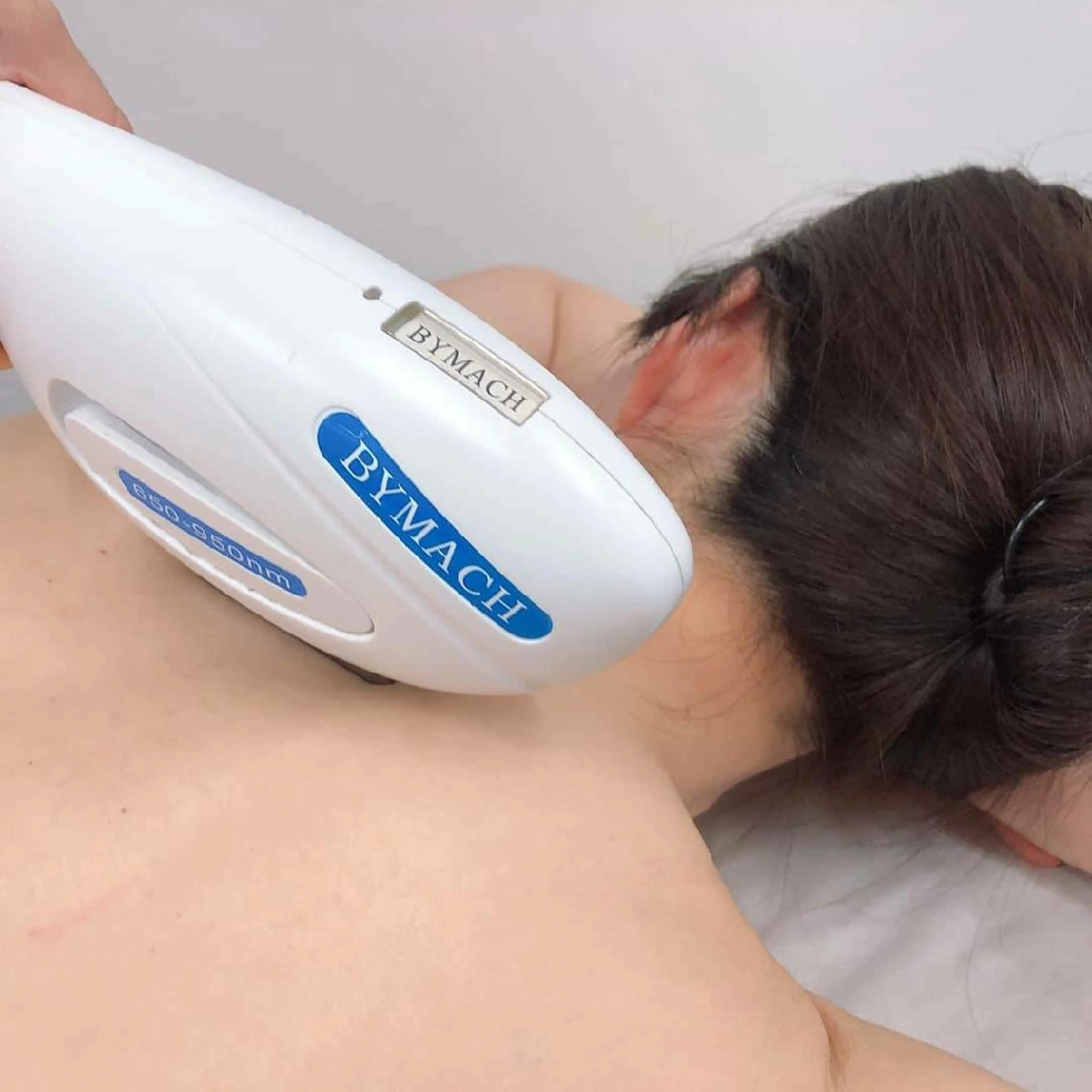 【初回★minimo女性限定】高速全身脱毛（顔VIO除く）★イオン導入で美肌効果UP✨の写真