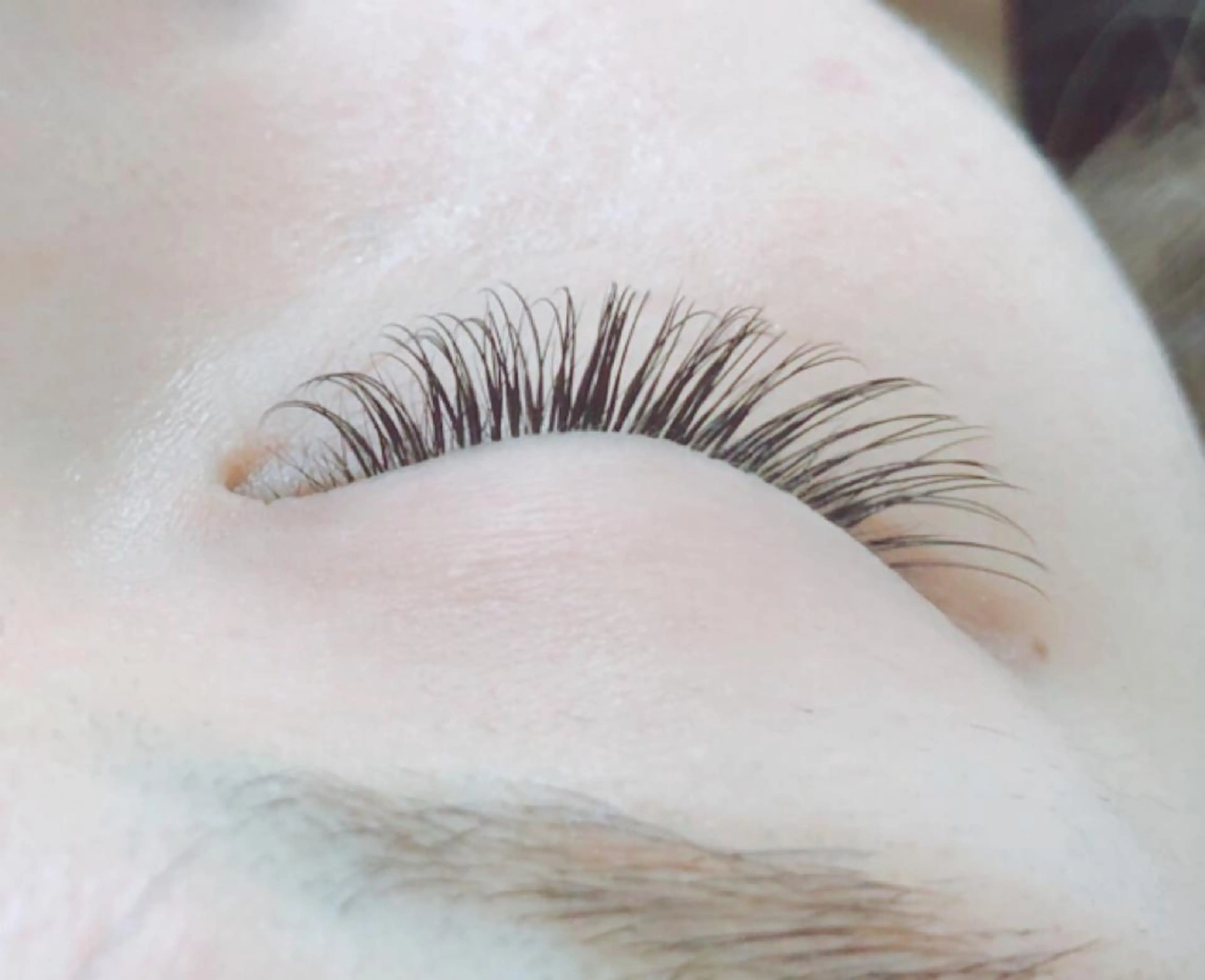 マツエク・マツパ 美容室BOY所属・Oshima Shizukaの眉毛・アイブロウイメージ