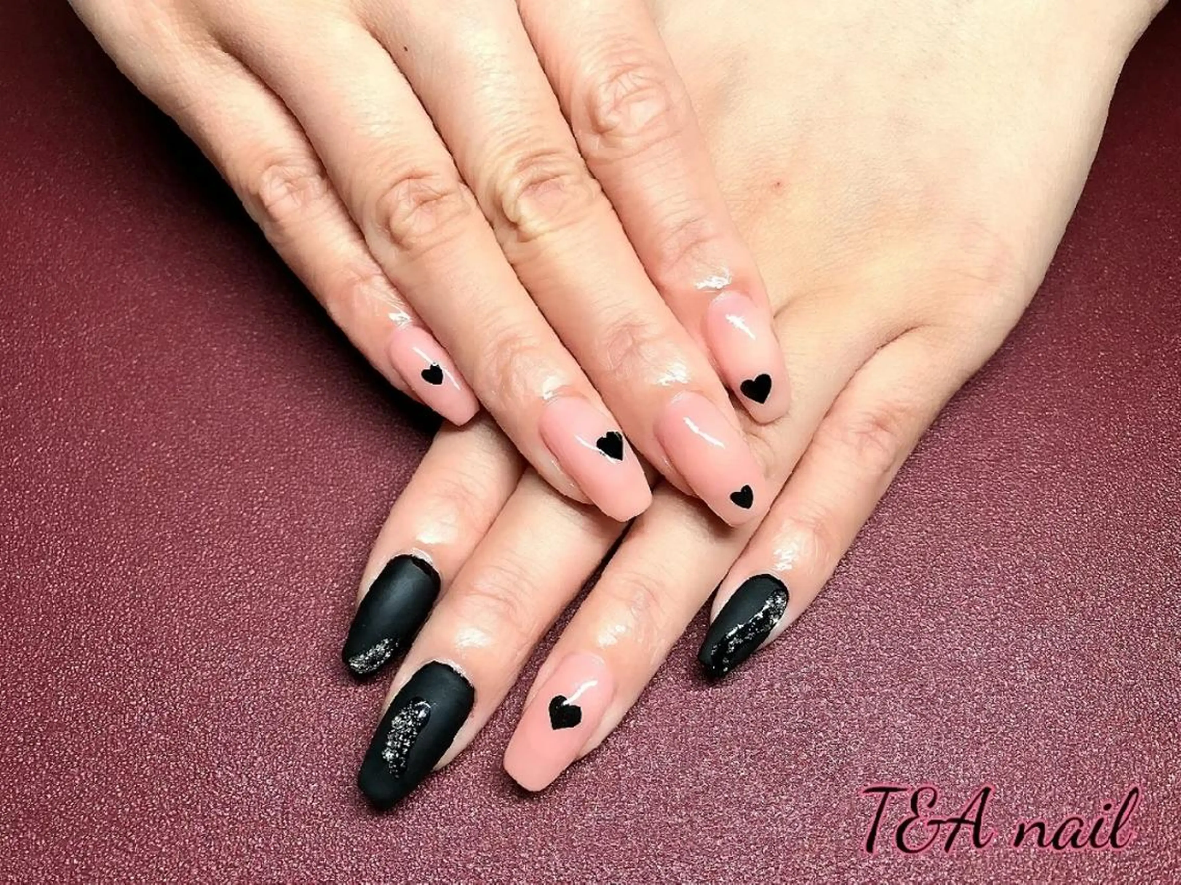 セミロング ネイル ジェルネイル ハート マットネイル ピンク スカルプネイル ハンドネイル T&A nailのネイルデザイン