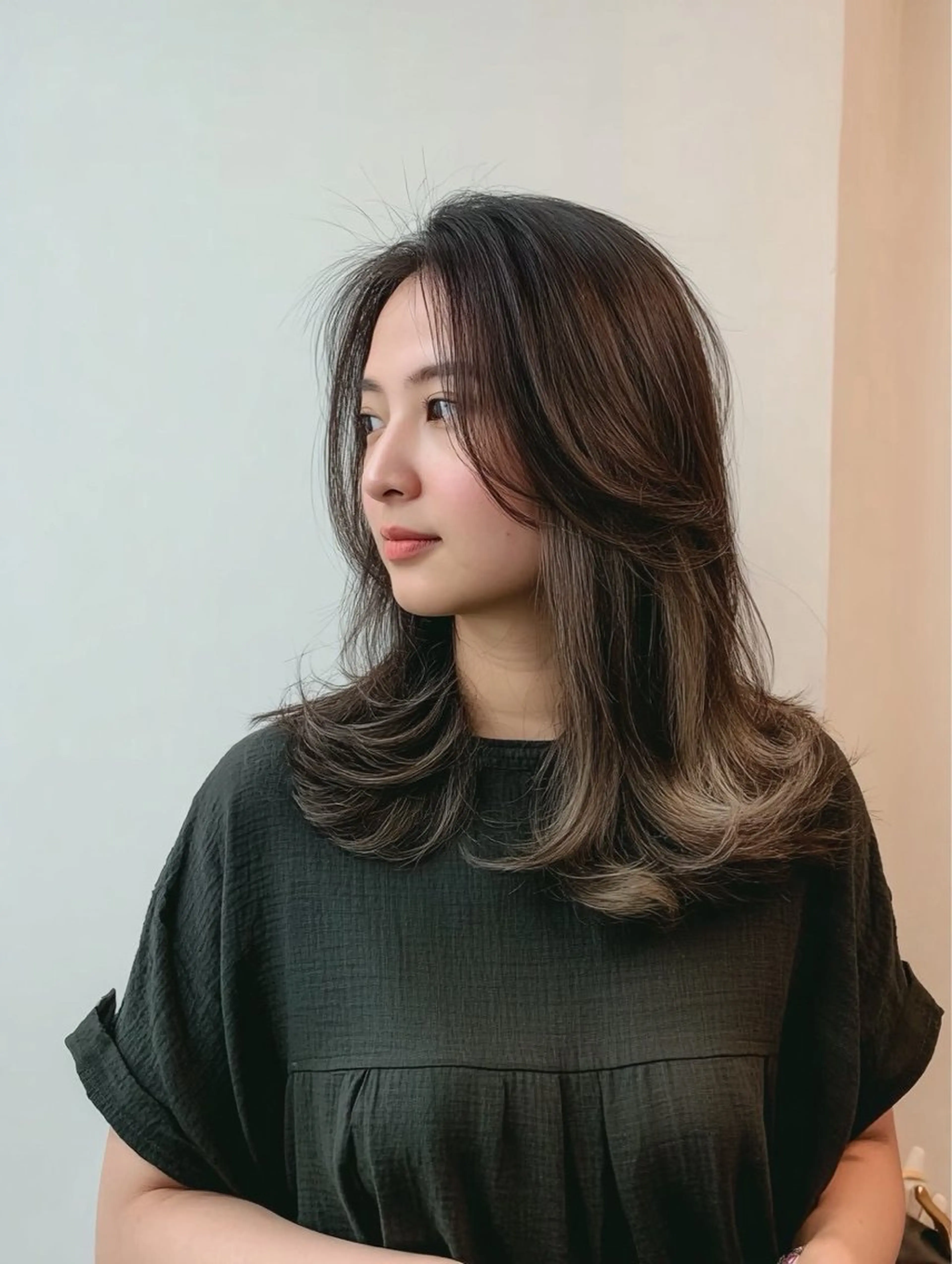 ミディアム カット 艶髪デザイナー ユウタ｜髪質改善特化のヘアスタイル