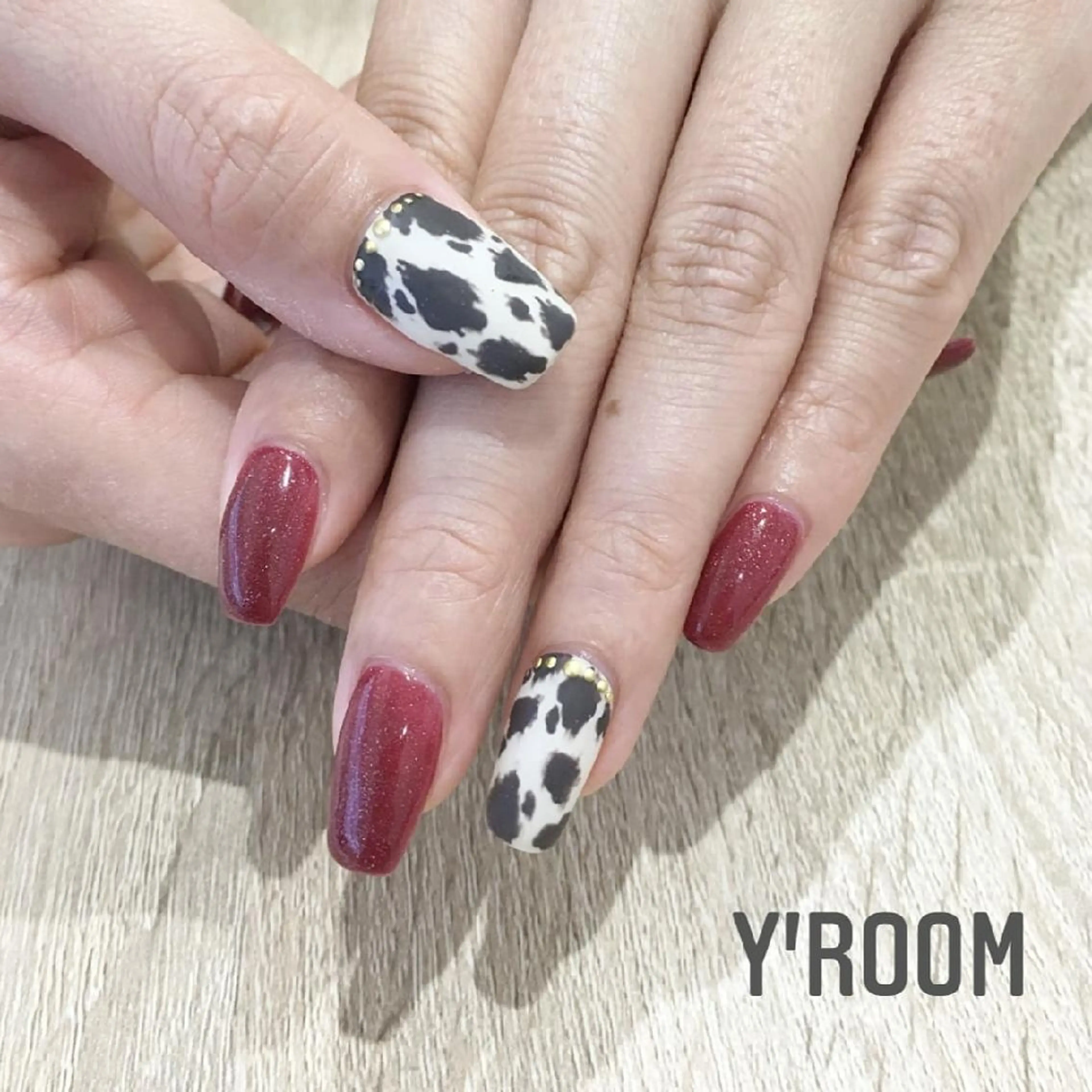 ネイル フラッシュネイル ジェルネイル マグネットネイル ニュアンスネイル ワンカラーネイル YUKA （ネイリスト）のネイルデザイン