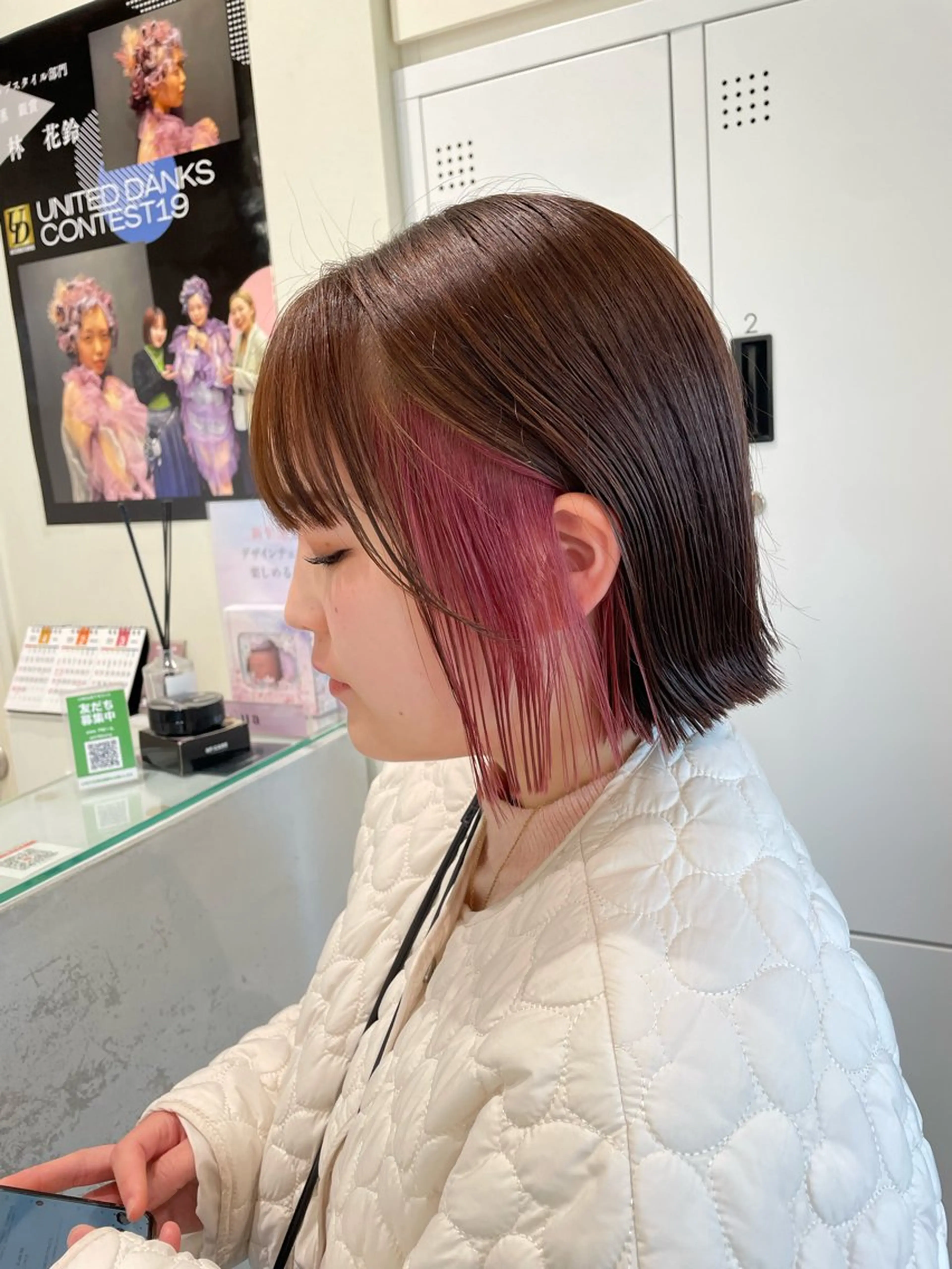 ショート カラー ブリーチ ヘアカラー ボブ/インナーカラー /眉毛/Miyuのヘアスタイル