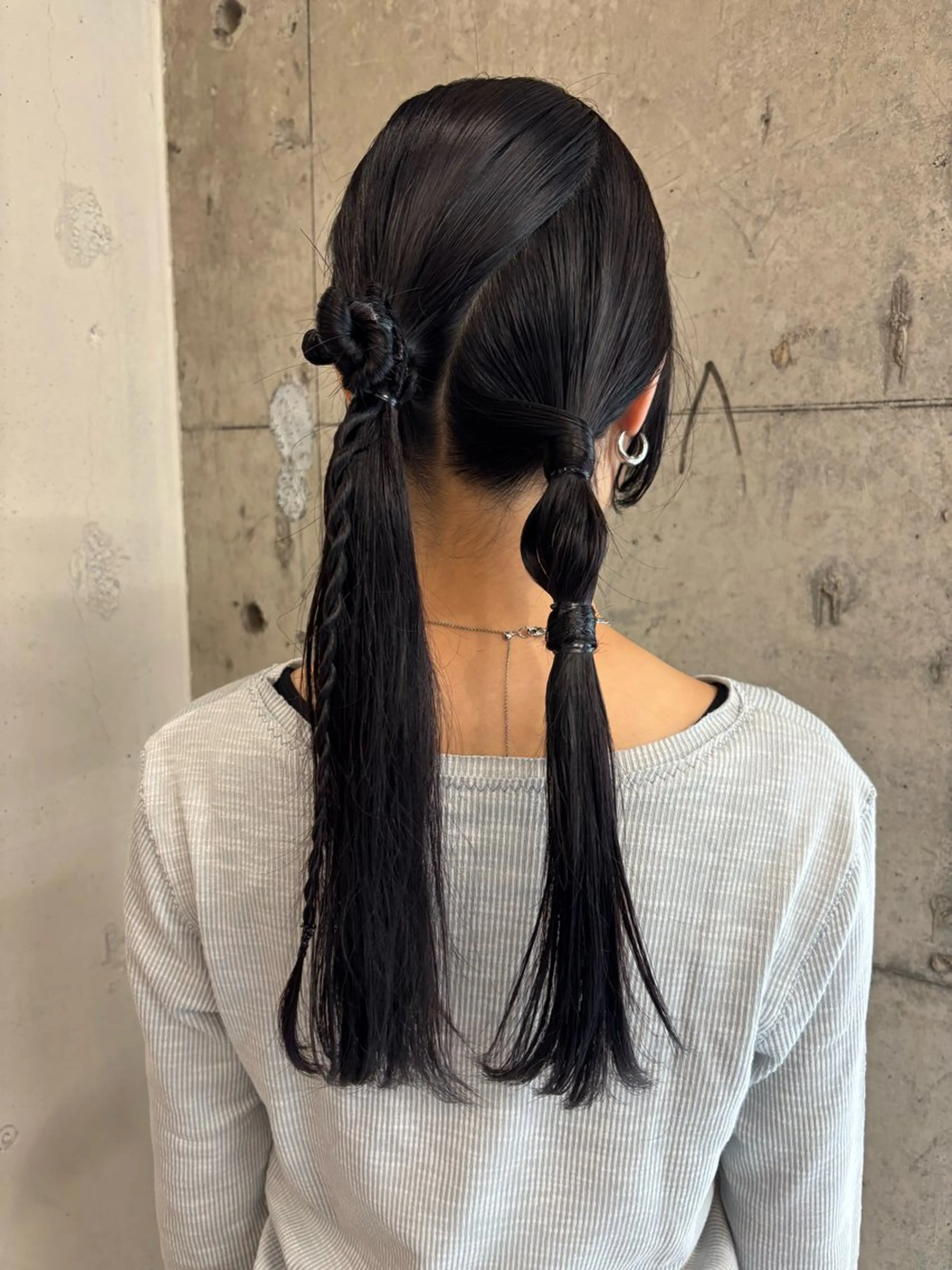 ロング ヘアアレンジ カット ヘアカラー トリートメント 永田 愛莉のヘアスタイル