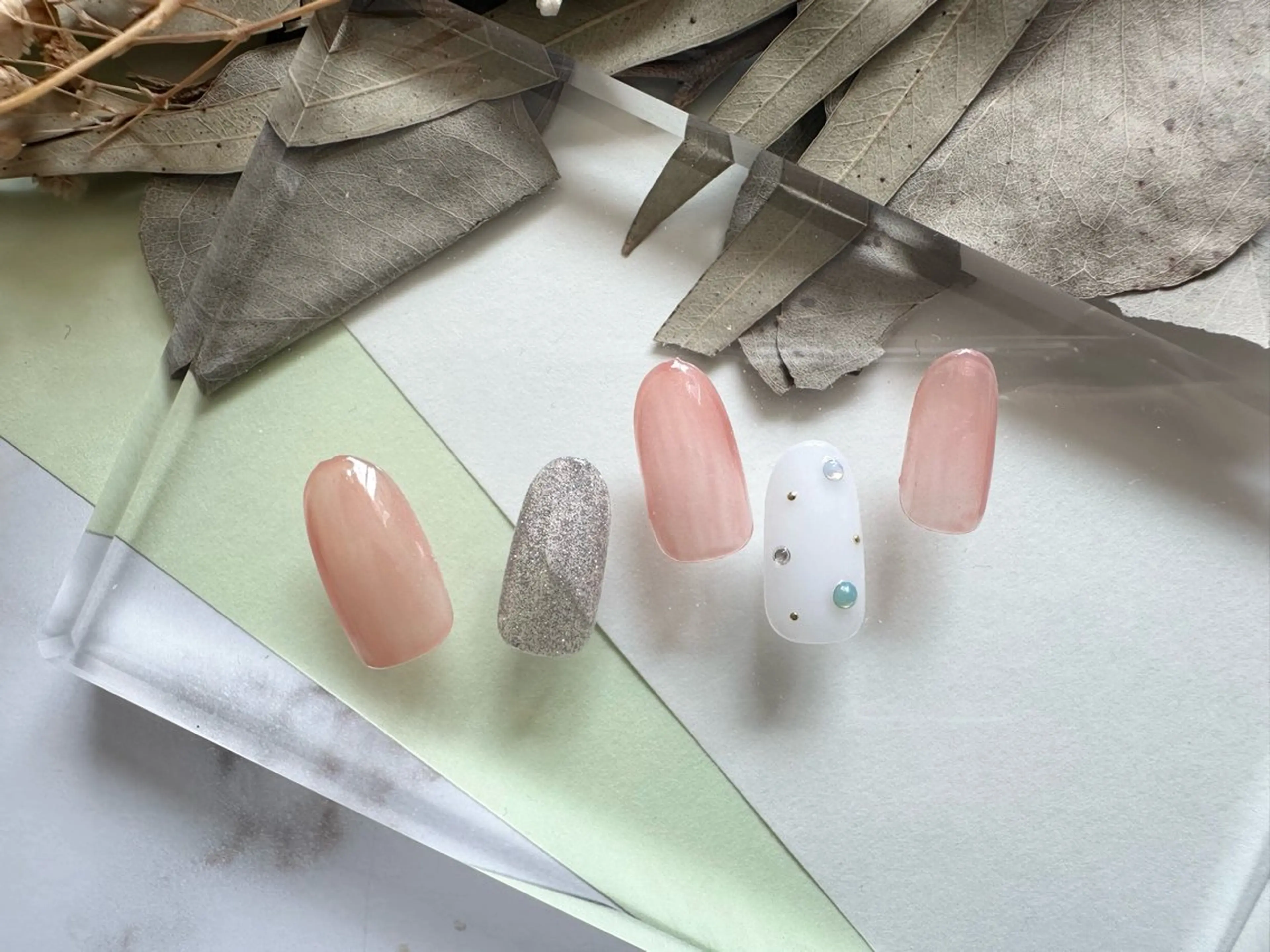 ネイル ルミエナ銀座 リトリートのネイルデザイン