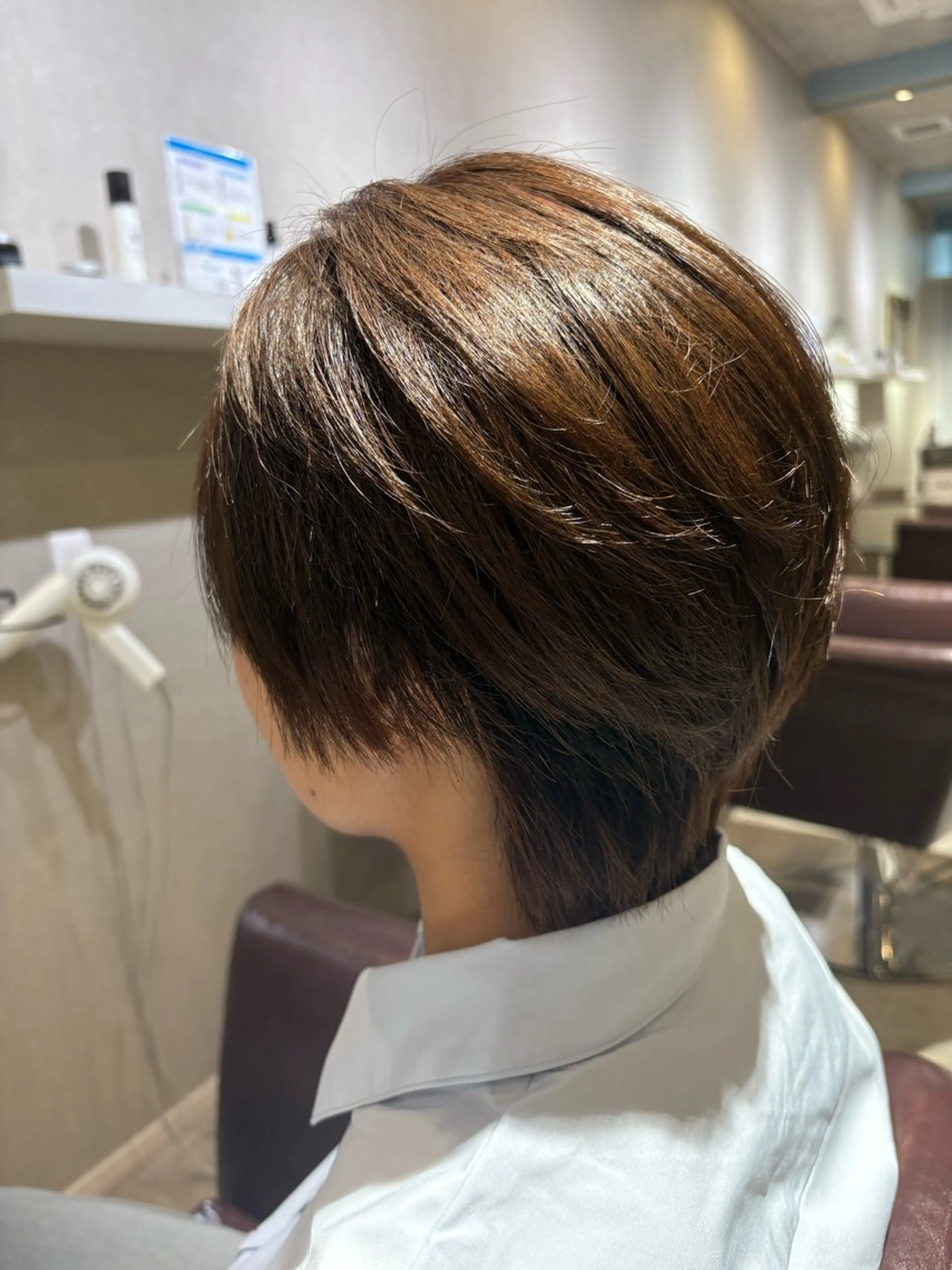 ショート カラー ベージュカラー ブリーチ ブラウンカラー 透明感カラー 君塚幸奈 /Calbariのヘアスタイル