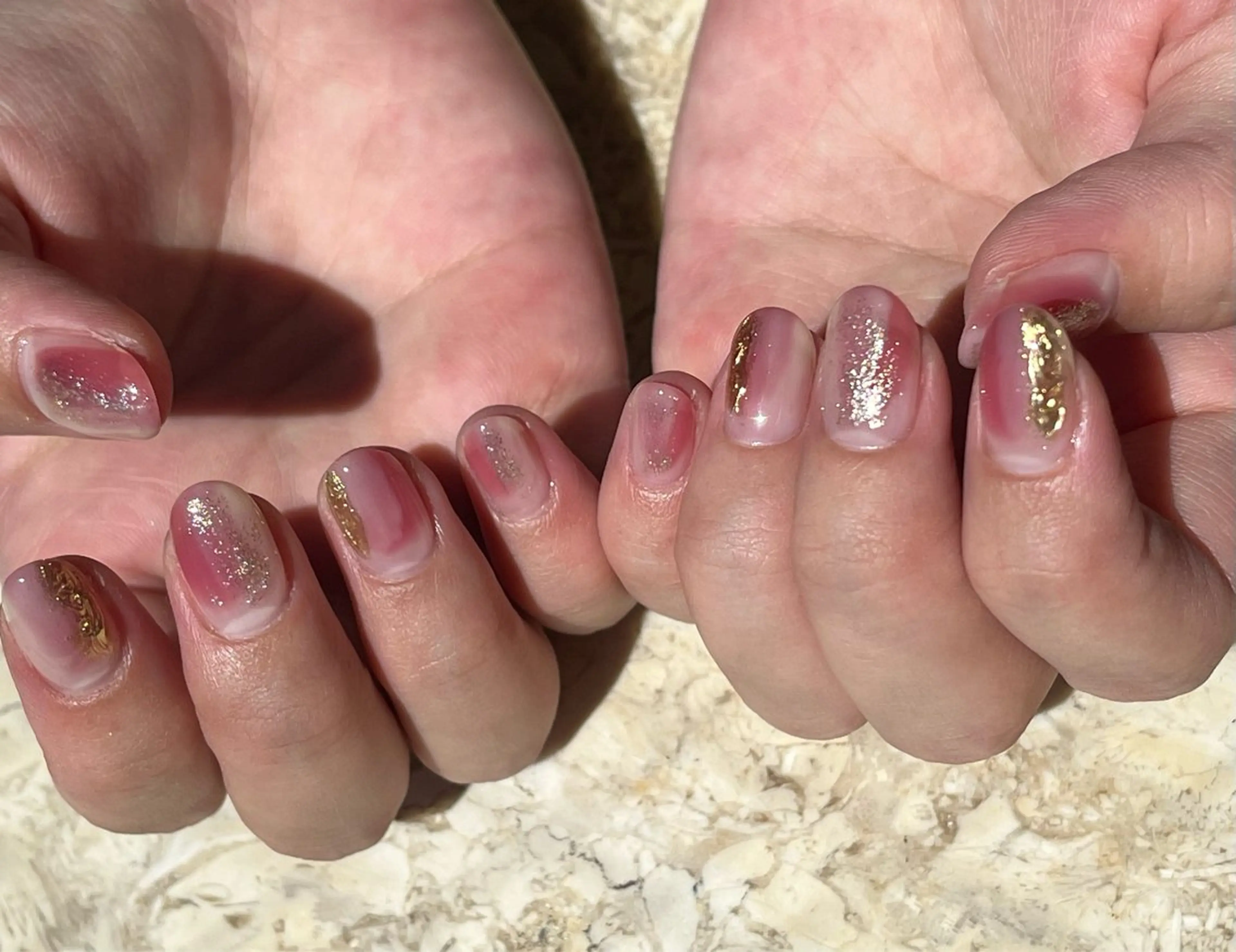 ネイル クリアネイル フットネイル ジェルネイル ゴールド 氷ネイル・うるうるネイル ハンドネイル フットネイル mieux IZUMiのネイルデザイン