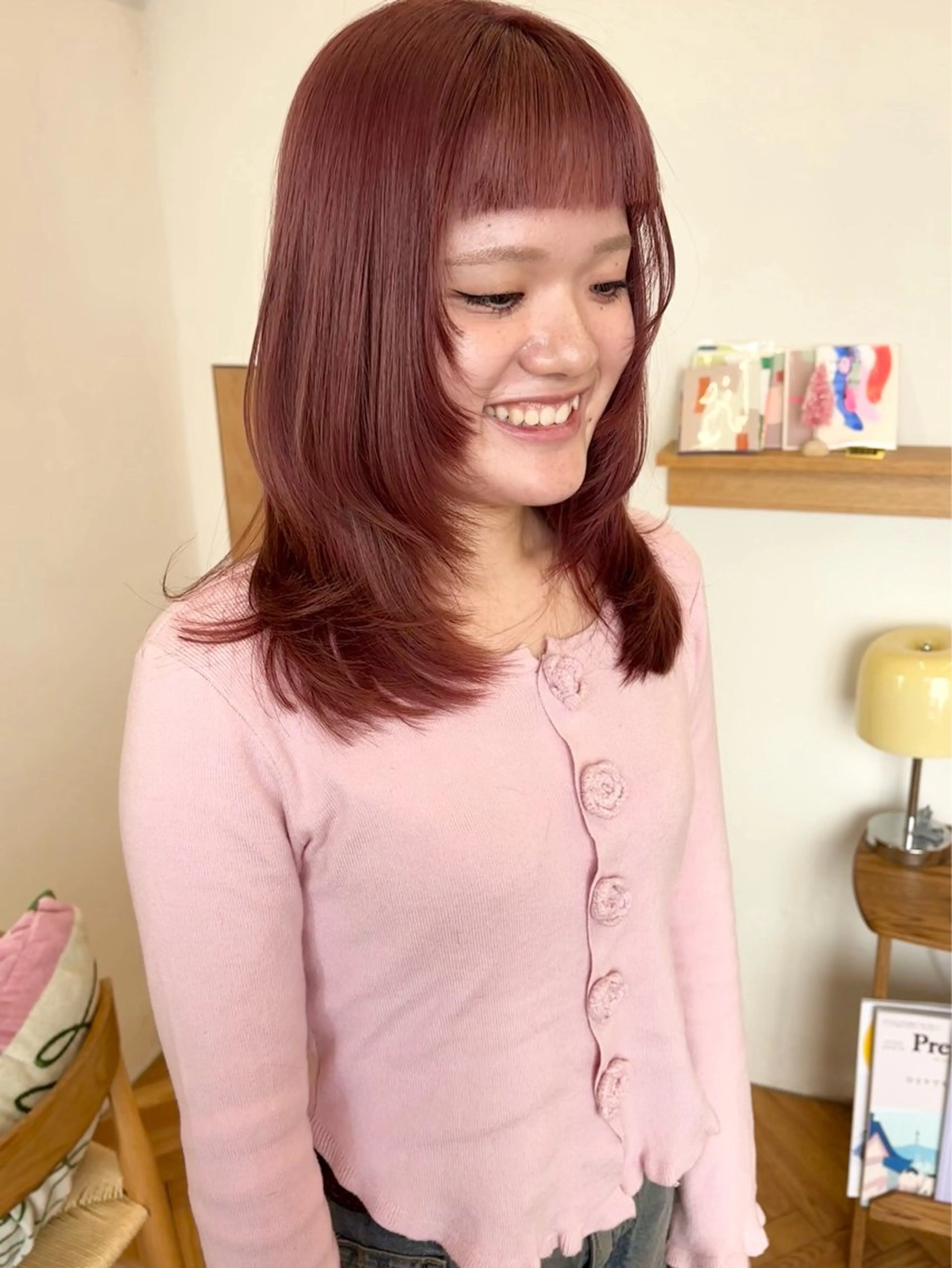 セミロング カラー ピンクカラー ヘアカラー トリートメント 美空🐇 レイヤー / 透明感カラー🩰のヘアスタイル