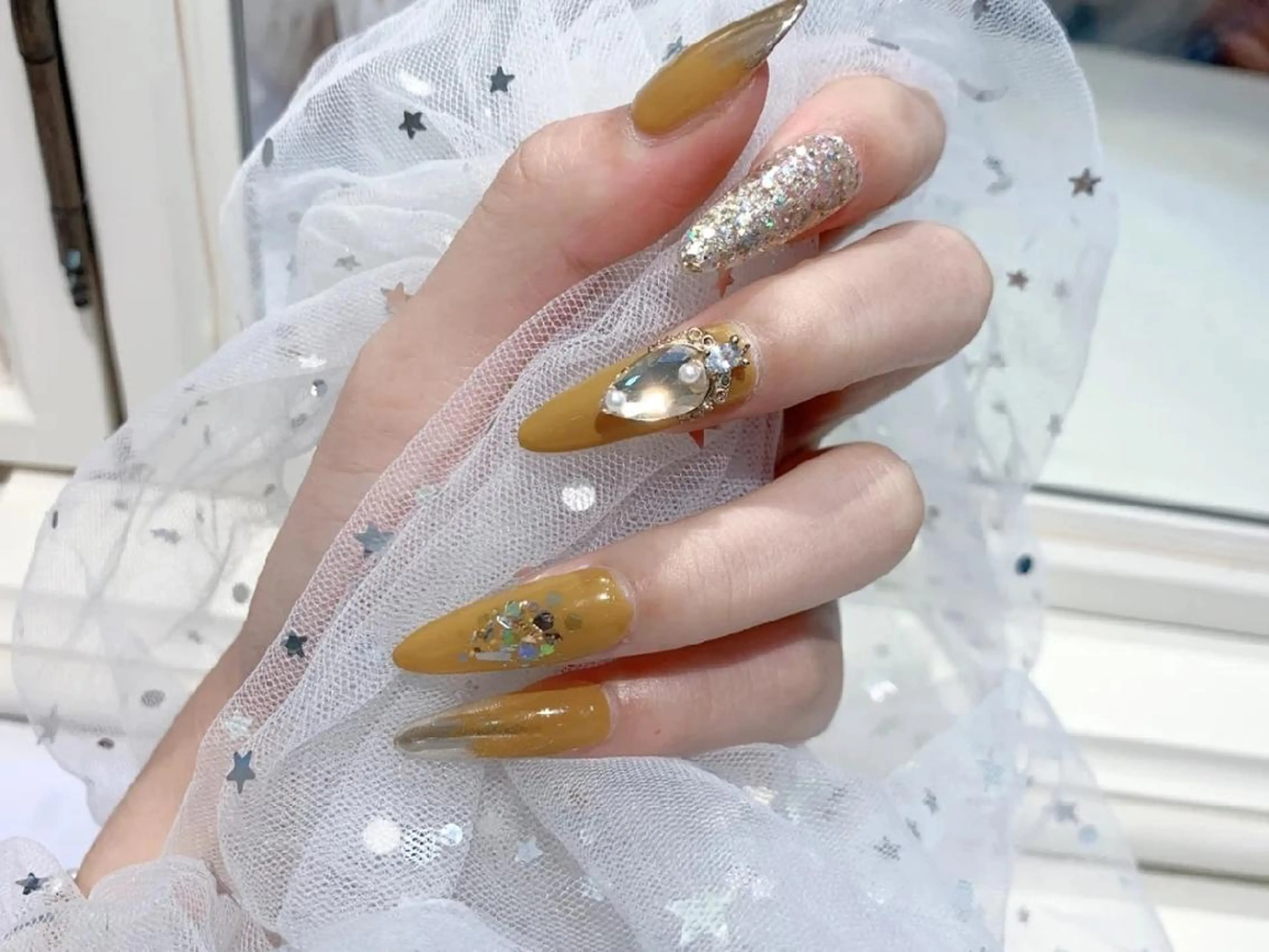 セミロング ネイル ネイリストゆか💅 長さだし、深爪矯正のネイルデザイン