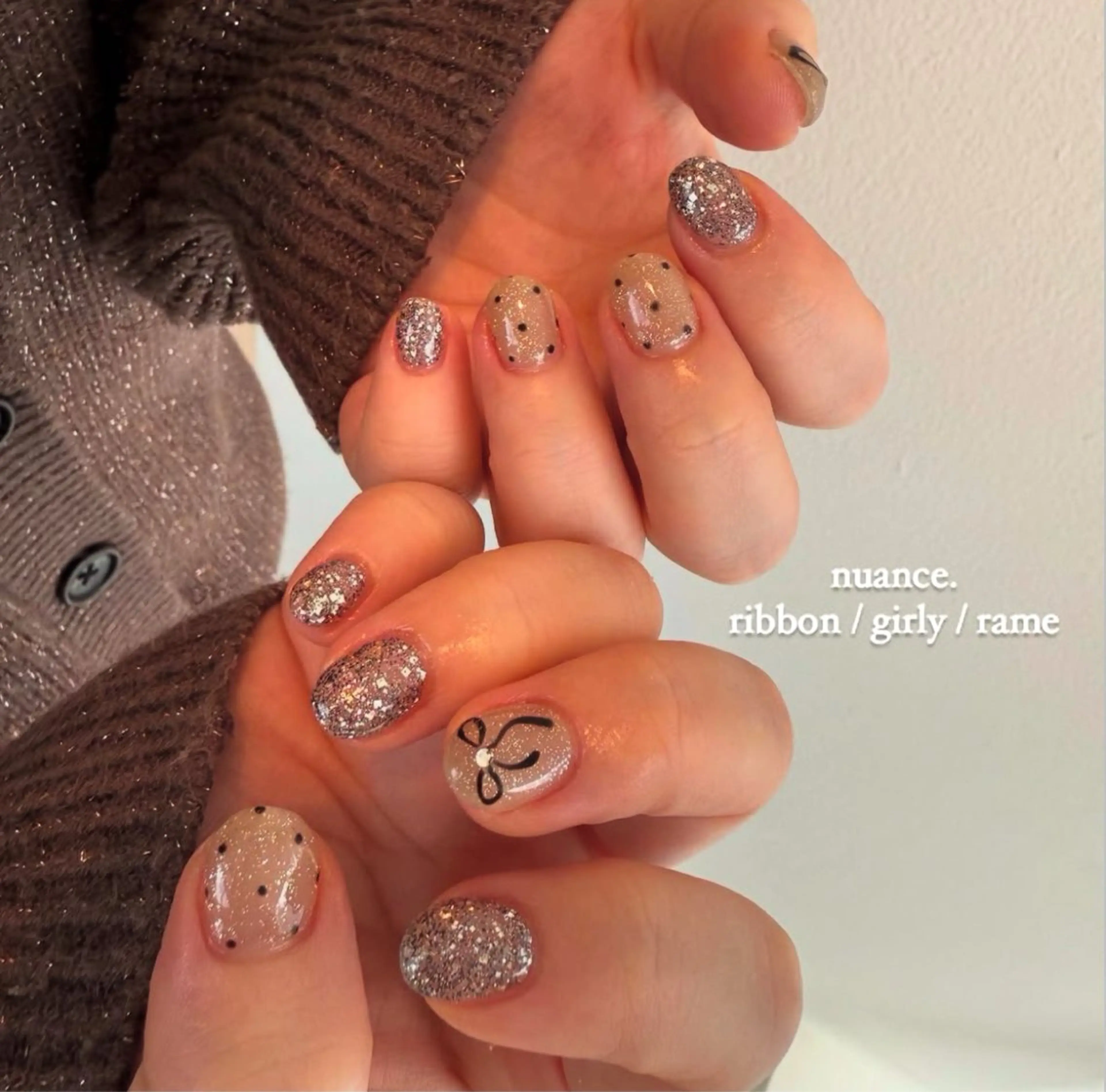 ネイル キラキラネイル 韓国ネイル ニュアンスネイル pétit所属・pétit hiyoriのネイルデザイン