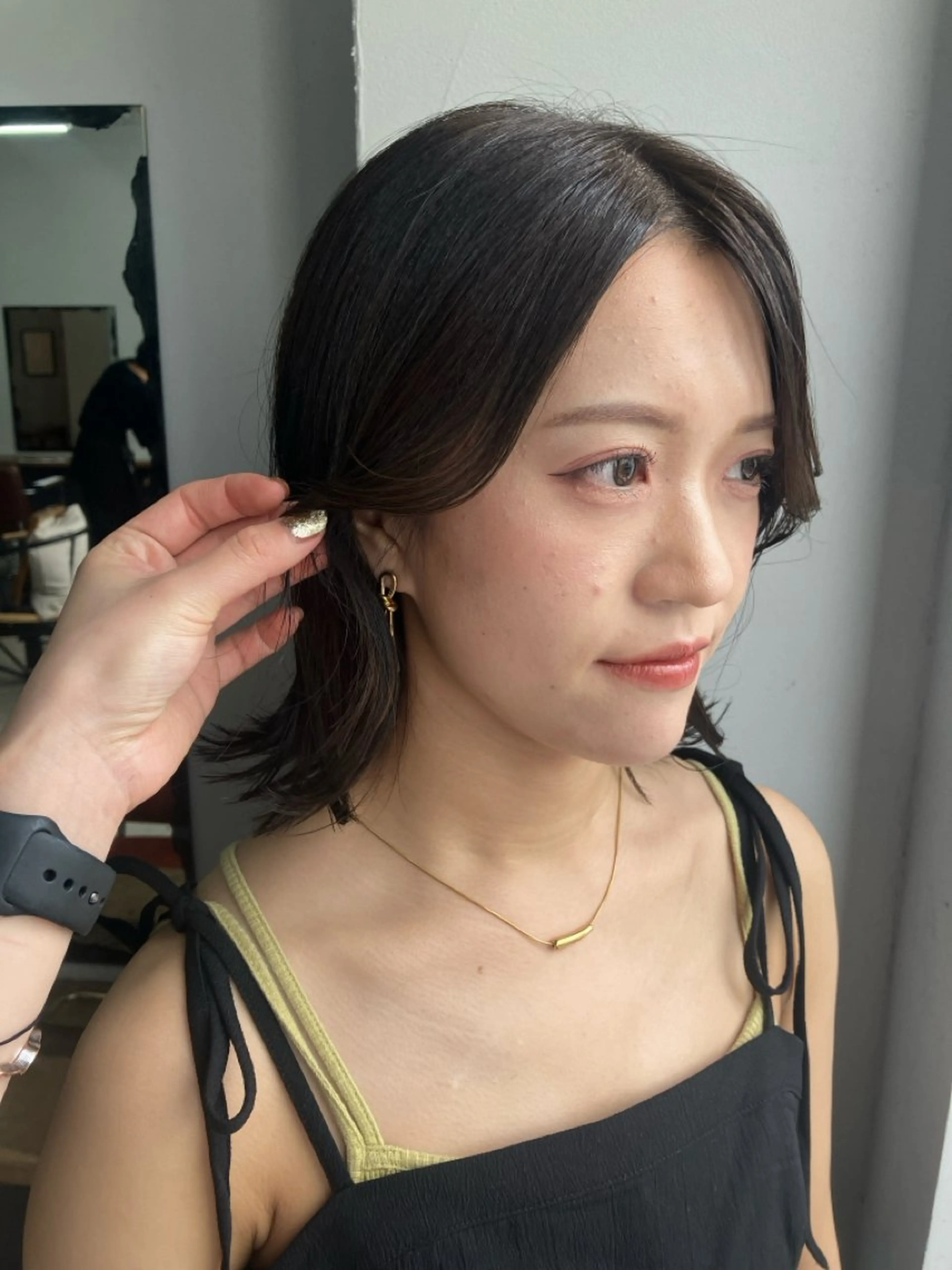 ミディアム パーマ 伸ばしかけ ストレートパーマ カット 縮毛矯正 loty hair design所属・SEIRA🤍 レイヤーカットのヘアスタイル