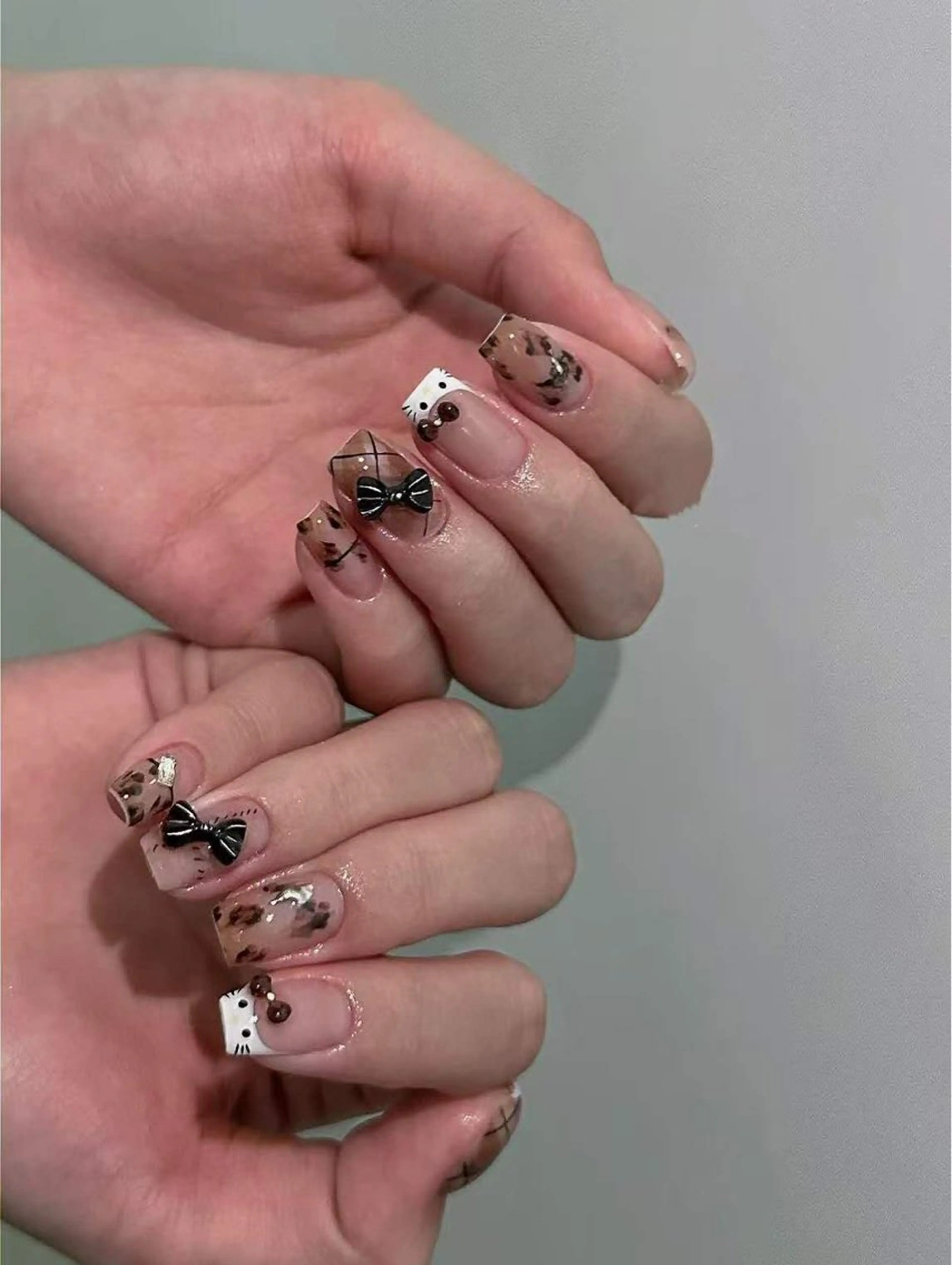 ネイル オーロラネイル フラワーネイル フットネイル フレンチネイル ジェルネイル ハンドネイル BabyYouMi nailのネイルデザイン