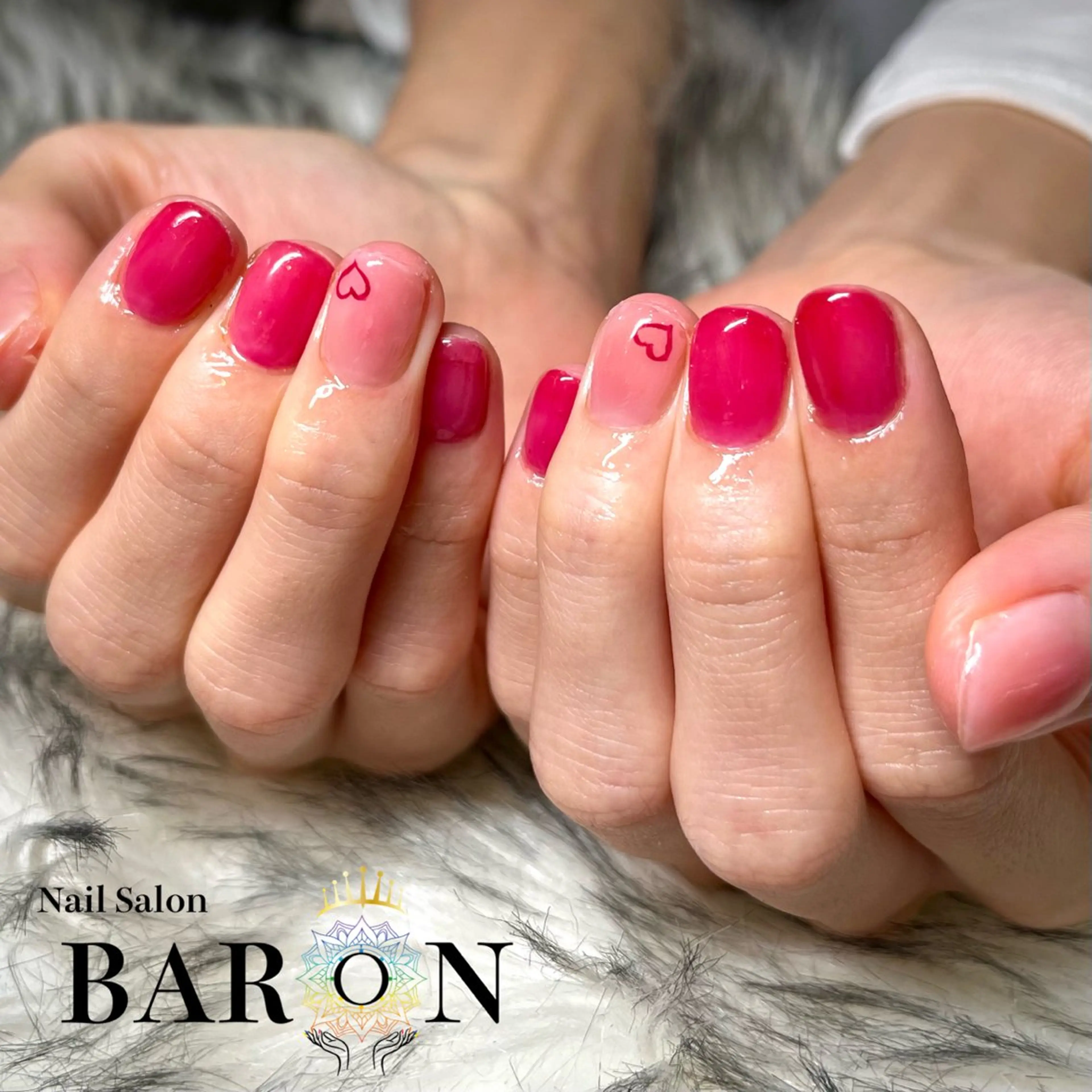 ネイル チークネイル ハート 赤色 ハンドネイル ☆SAKI☆ BARON 店長のネイルデザイン